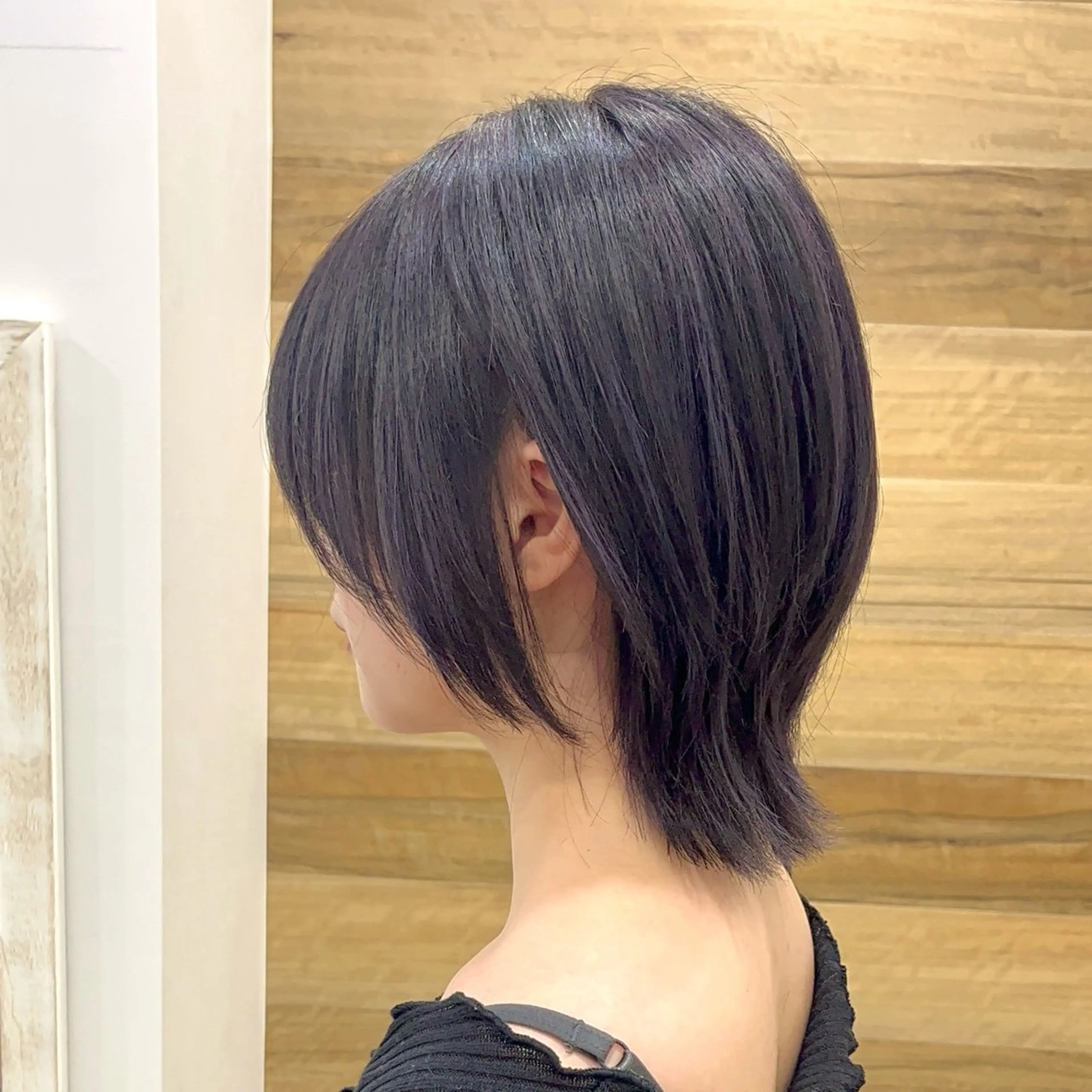 ミディアム ウルフカット 黒須 蓮太のヘアスタイル