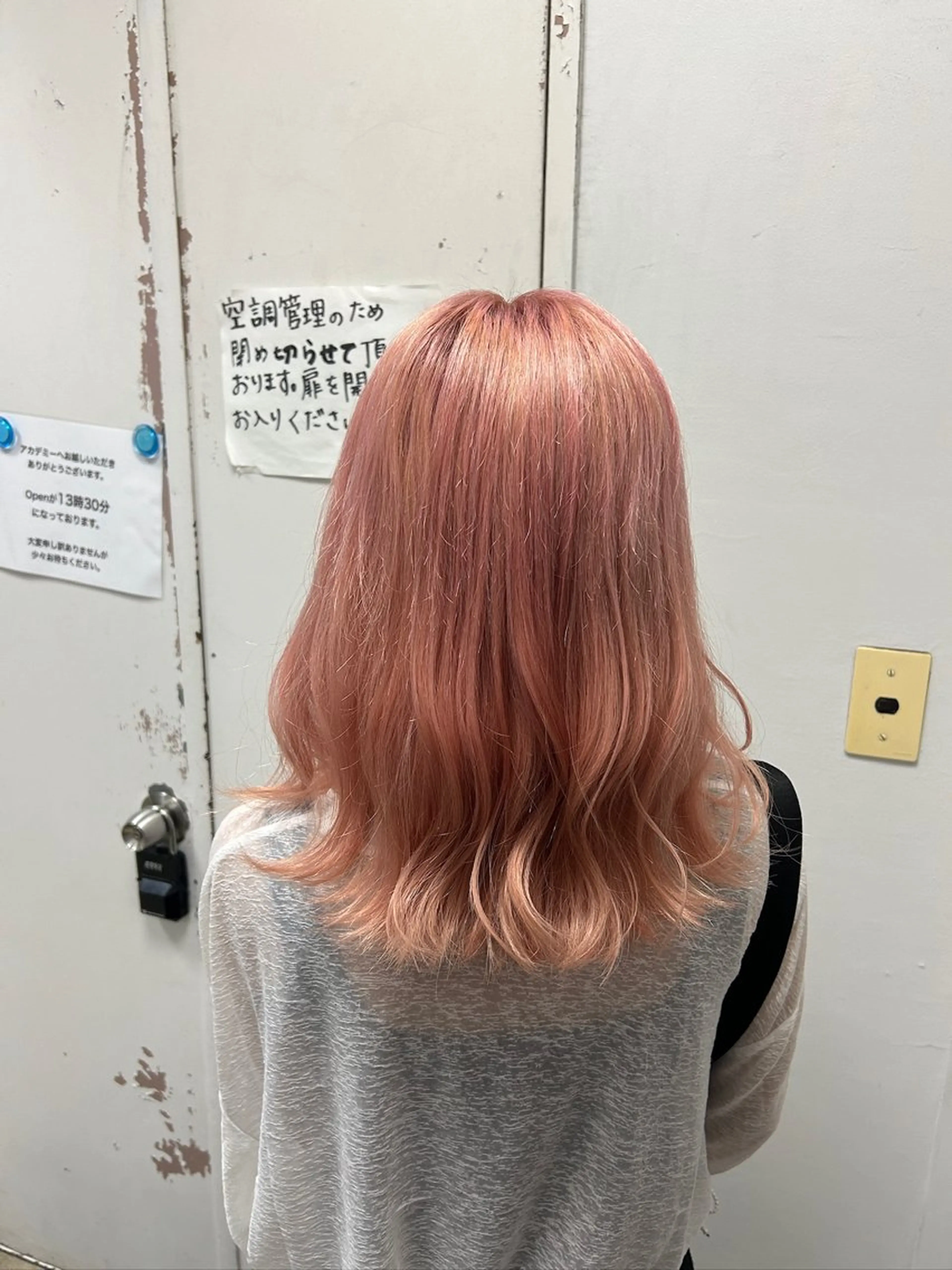 カラー パーマ ヘアアレンジ メンズ ヘアカラー トリートメント ヘッドスパ ヘアセット 🤍レイヤーカット/ ベージュヘア🤍のヘアスタイル