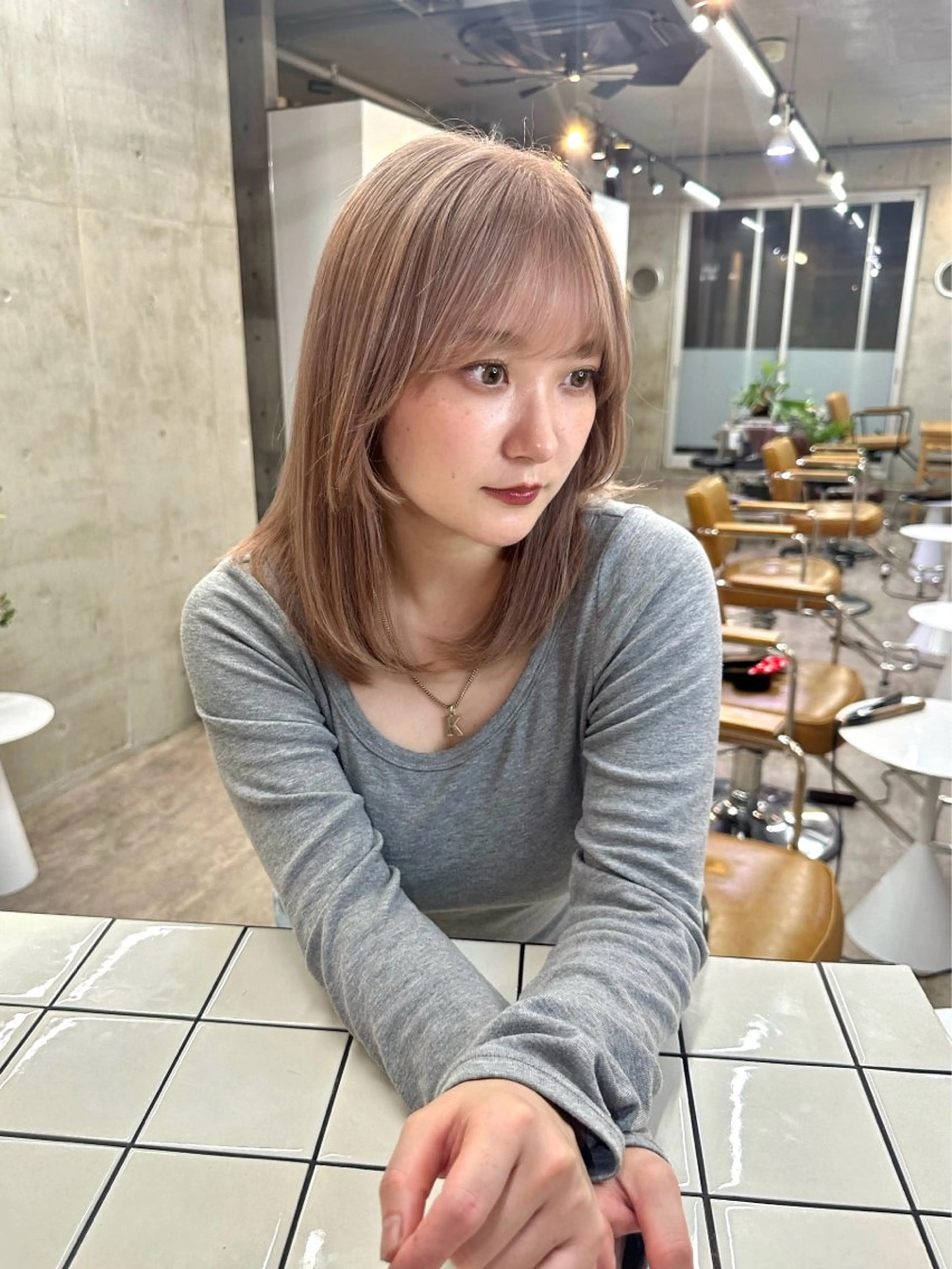ミディアム カラー ベージュカラー ピンクカラー ピンクベージュ ヘアカラー トリートメント SALT WATER　恵比寿所属・レイヤーカット💫 ／HARUKA🎀のヘアスタイル