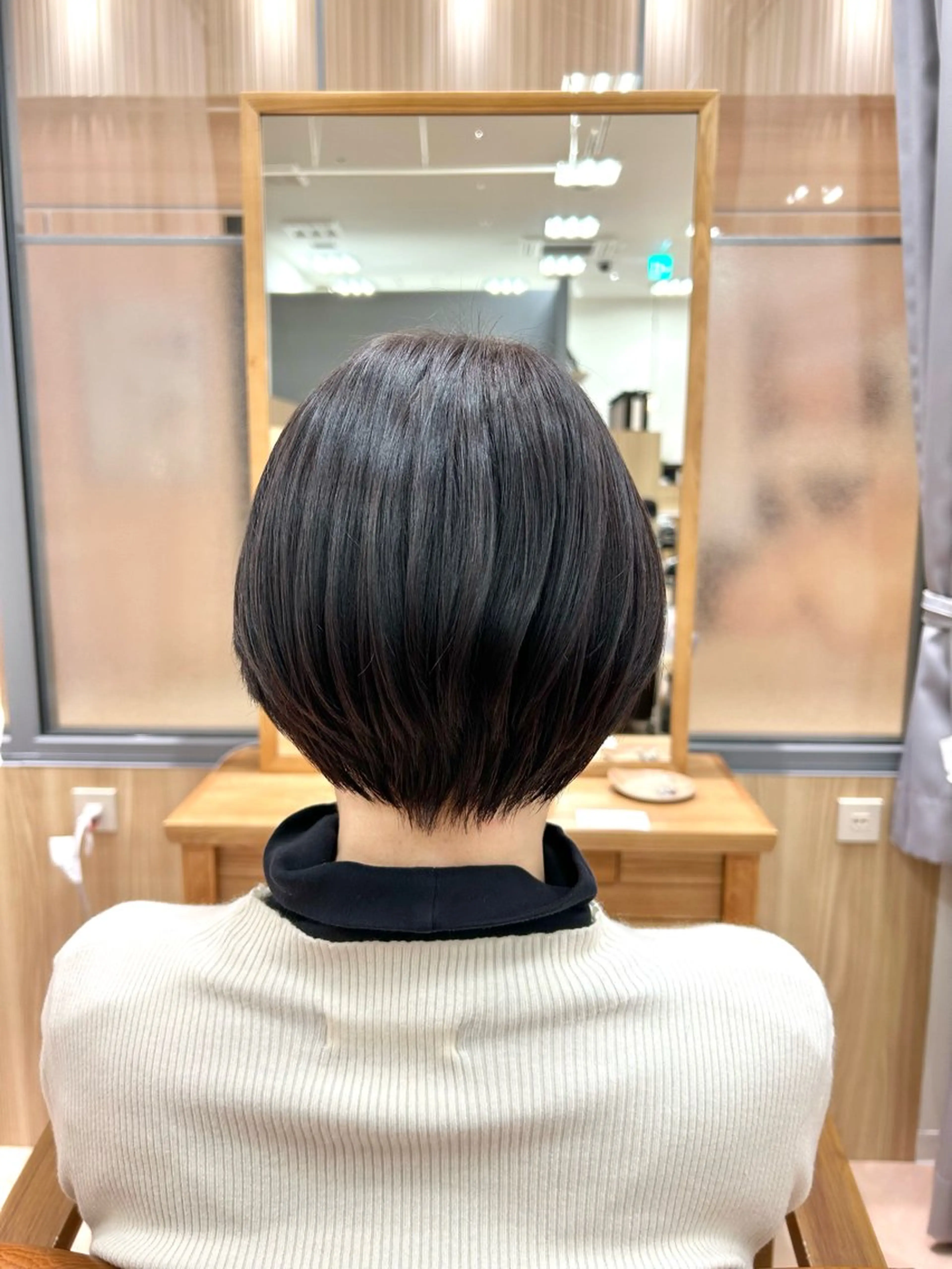 ショート KISEIセルバテラス店所属・とまべちひな/ショー ト/透明感カラーのヘアスタイル