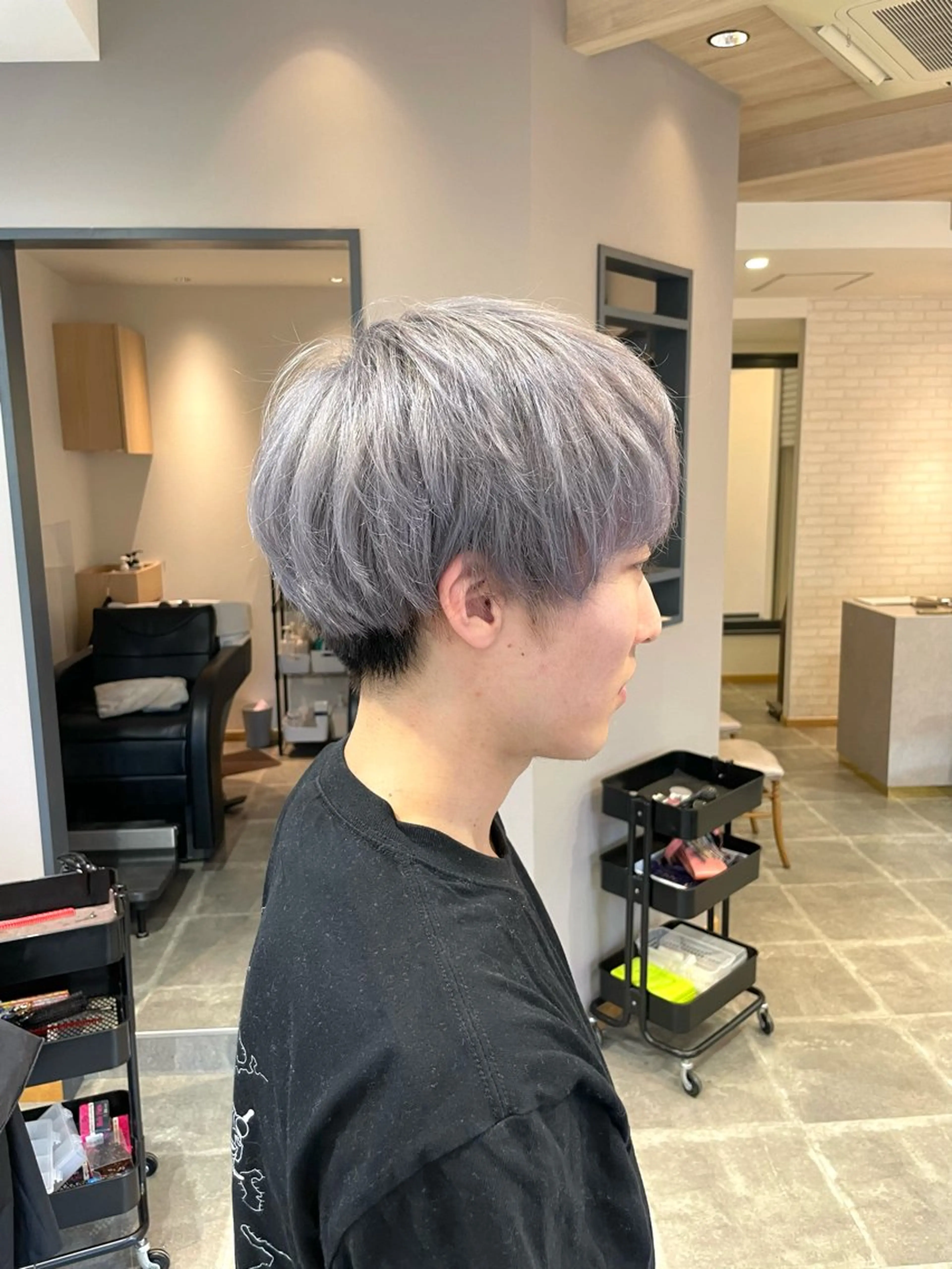 カラー メンズ カット ヘアカラー トリートメント 西村 れいのヘアスタイル