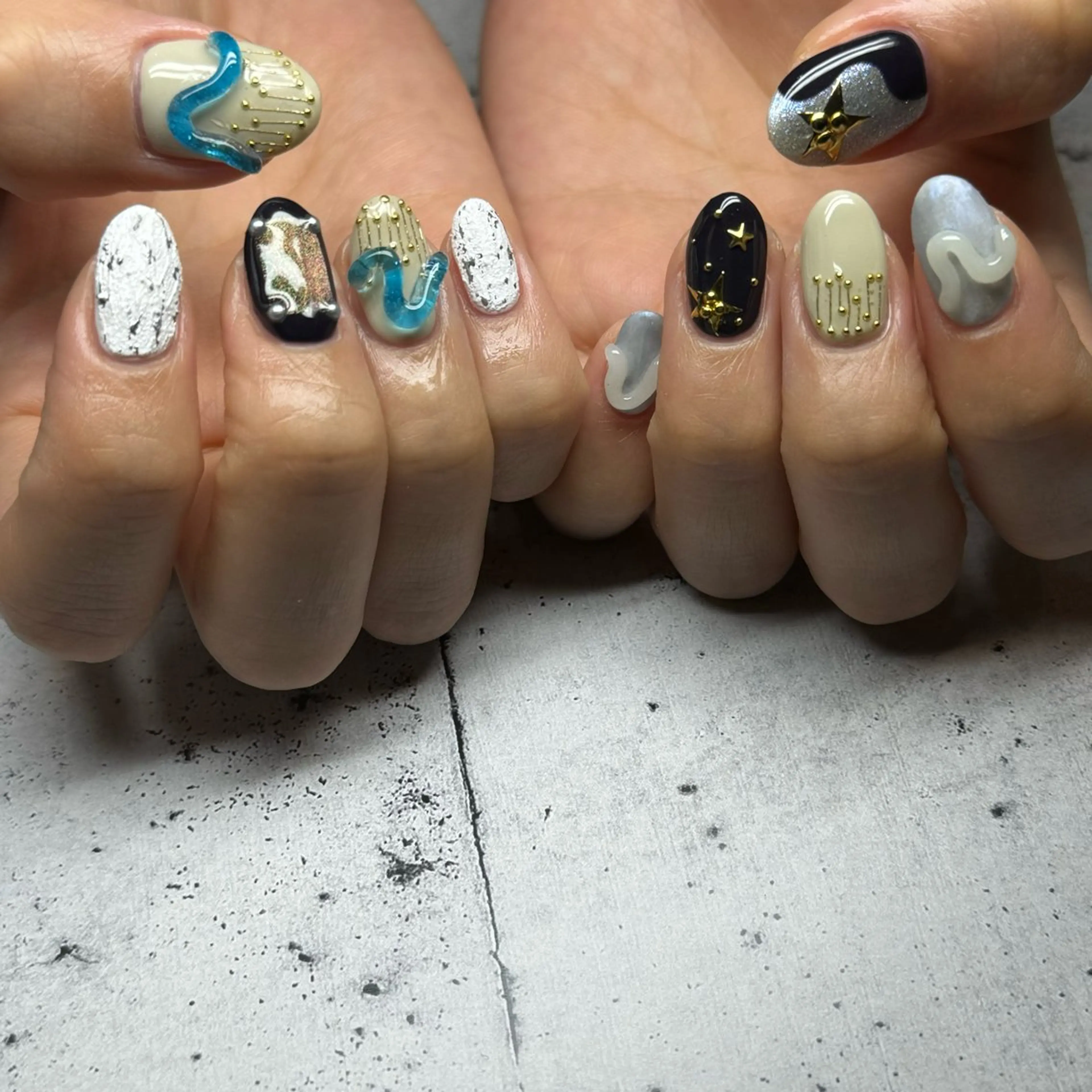 ネイル ニュアンスネイル ハンドネイル 𝐫𝐚𝐢 𝐧𝐚𝐢𝐥のネイルデザイン