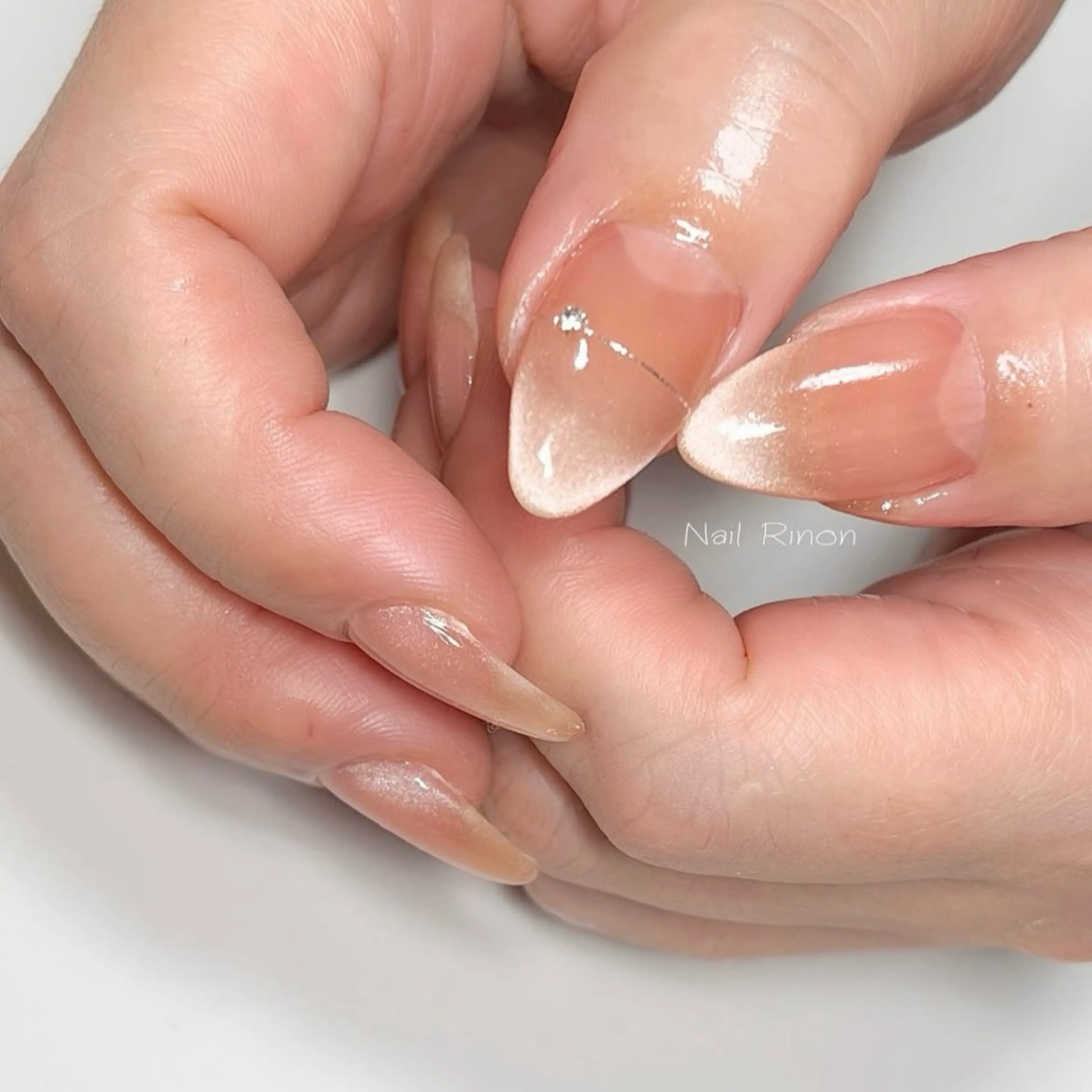 ネイル マグネットネイル ハンドネイル Nail Rinonのネイルデザイン