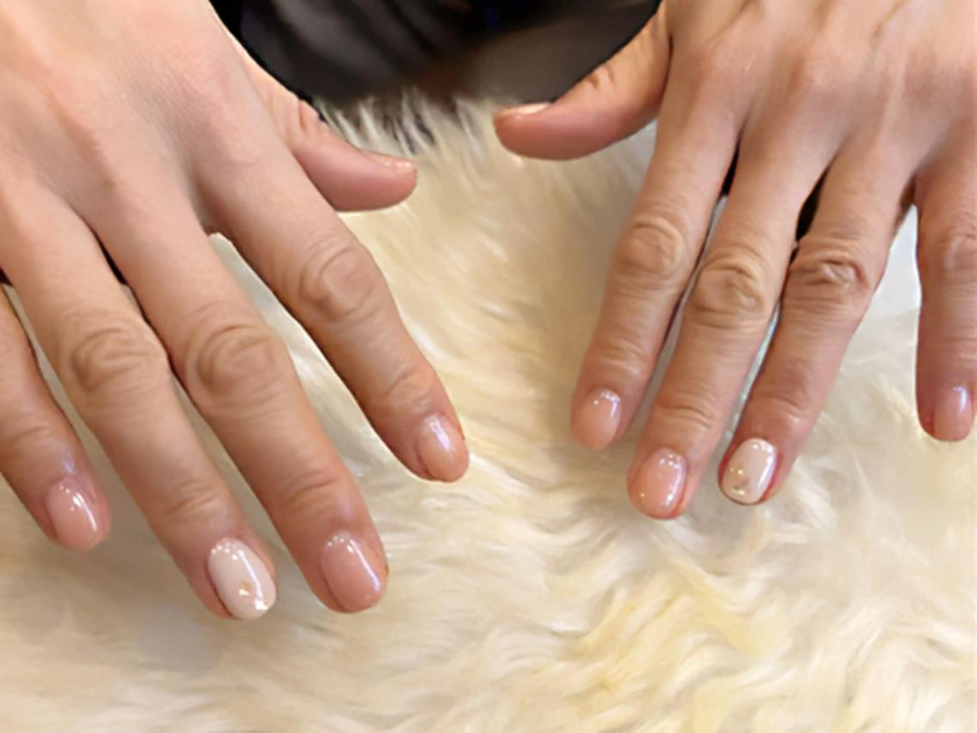 ネイル ハンドネイル Miku. Nのネイルデザイン