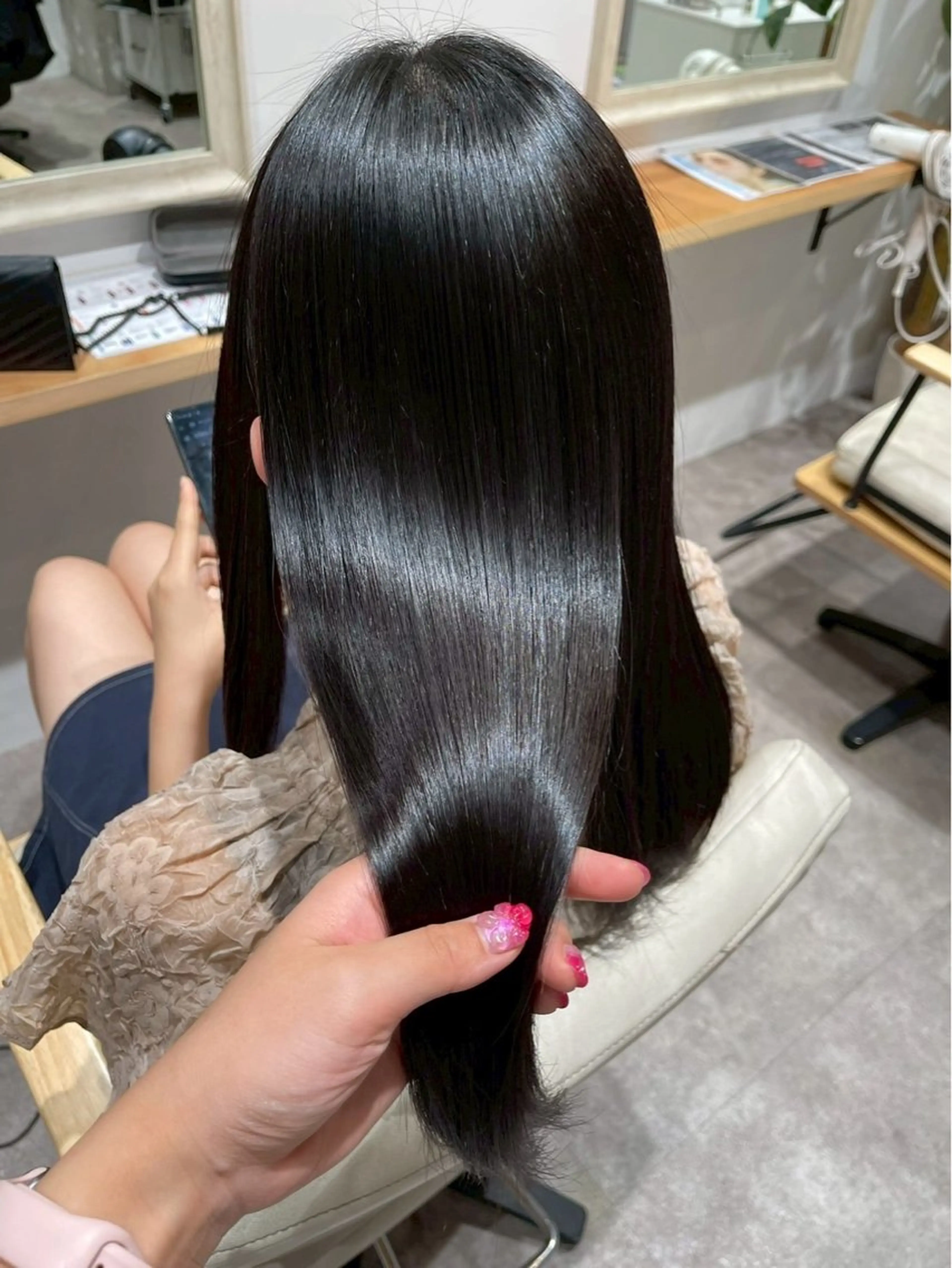 ロング カラー ヘアカラー トリートメント 🎀咲月🎀レイヤー /暖色透明感カラーのヘアスタイル