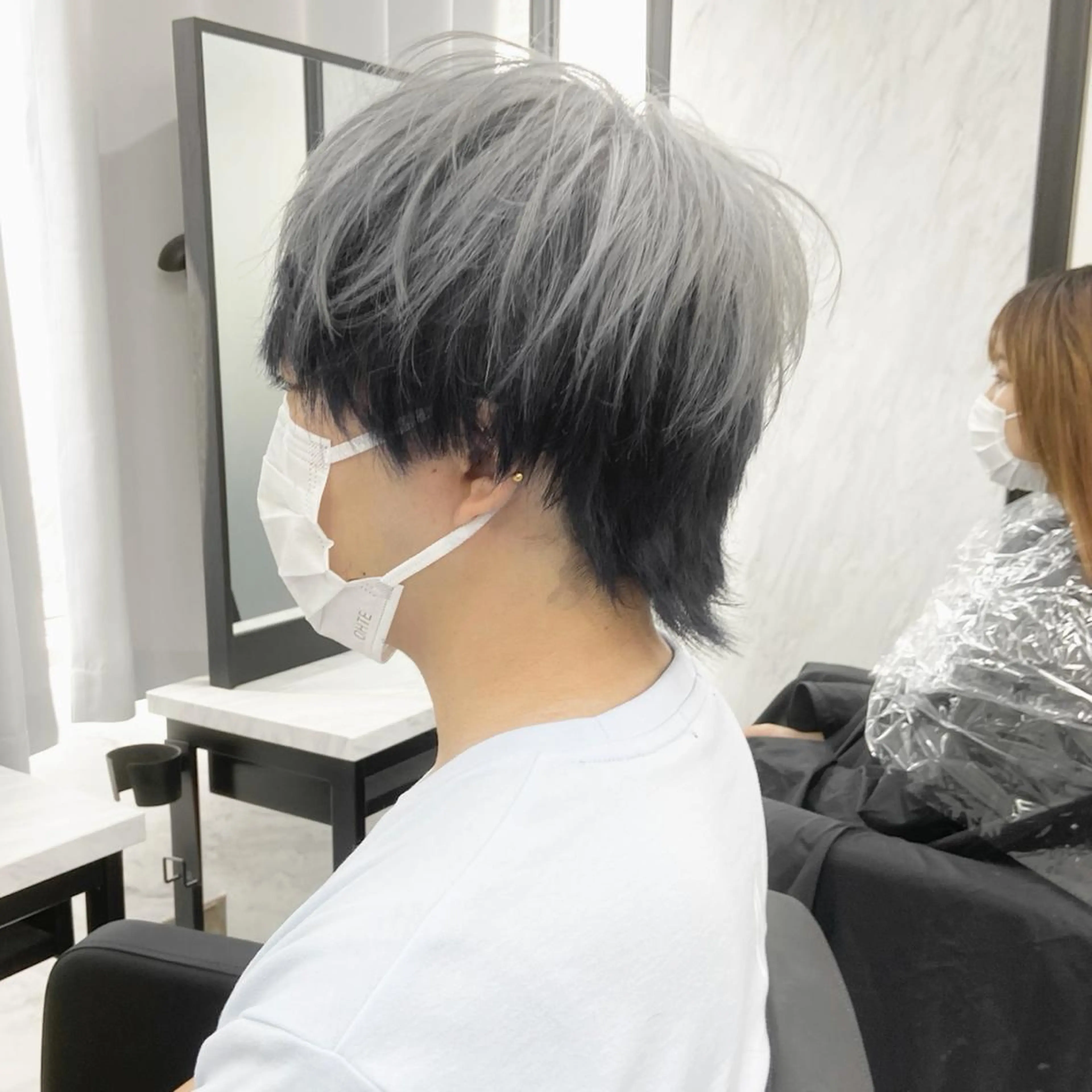 ショート カラー メンズ メンズハイトーン ハイトーンカラー ヘアカラー トリートメント ミルボンAujua認定サロン Ria  OSAKA 梅田所属・メンズ、エクステ特化 Ryuのヘアスタイル