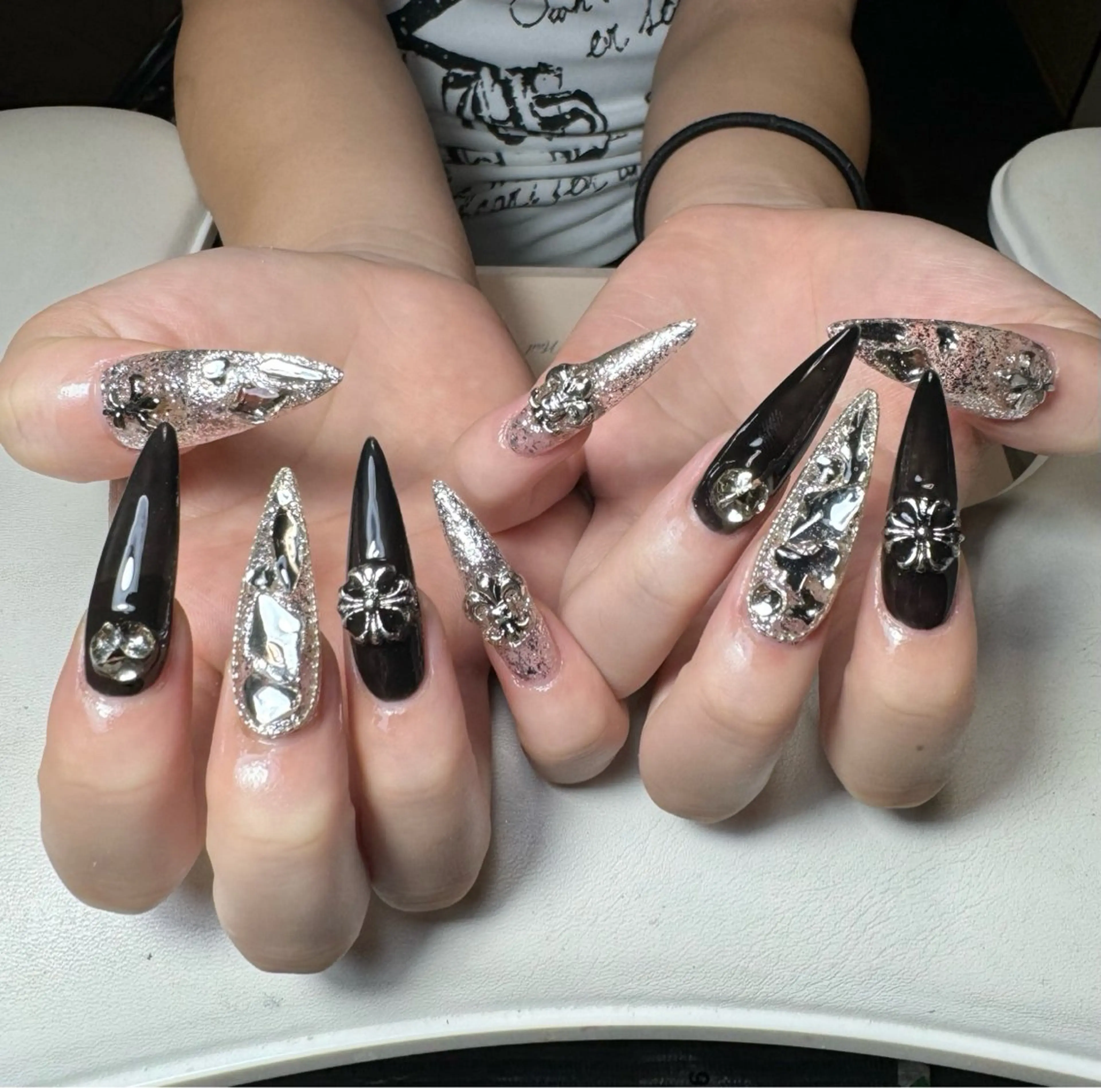 ネイル ハンドネイル ain nailのネイルデザイン