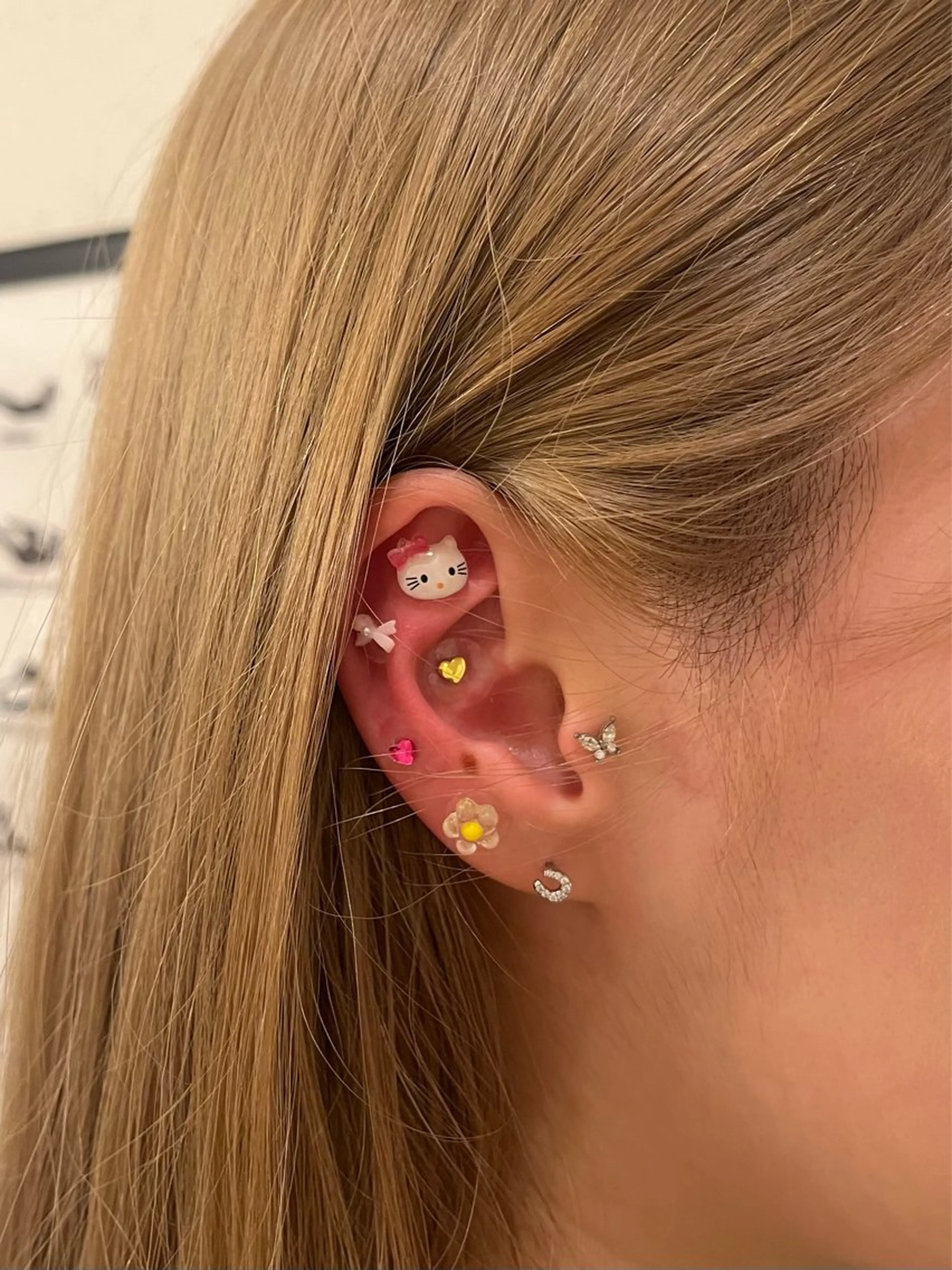 【8月限定】耳ツボジュエリー［30分］¥3300→¥2500！両耳10個まで💠💎の写真