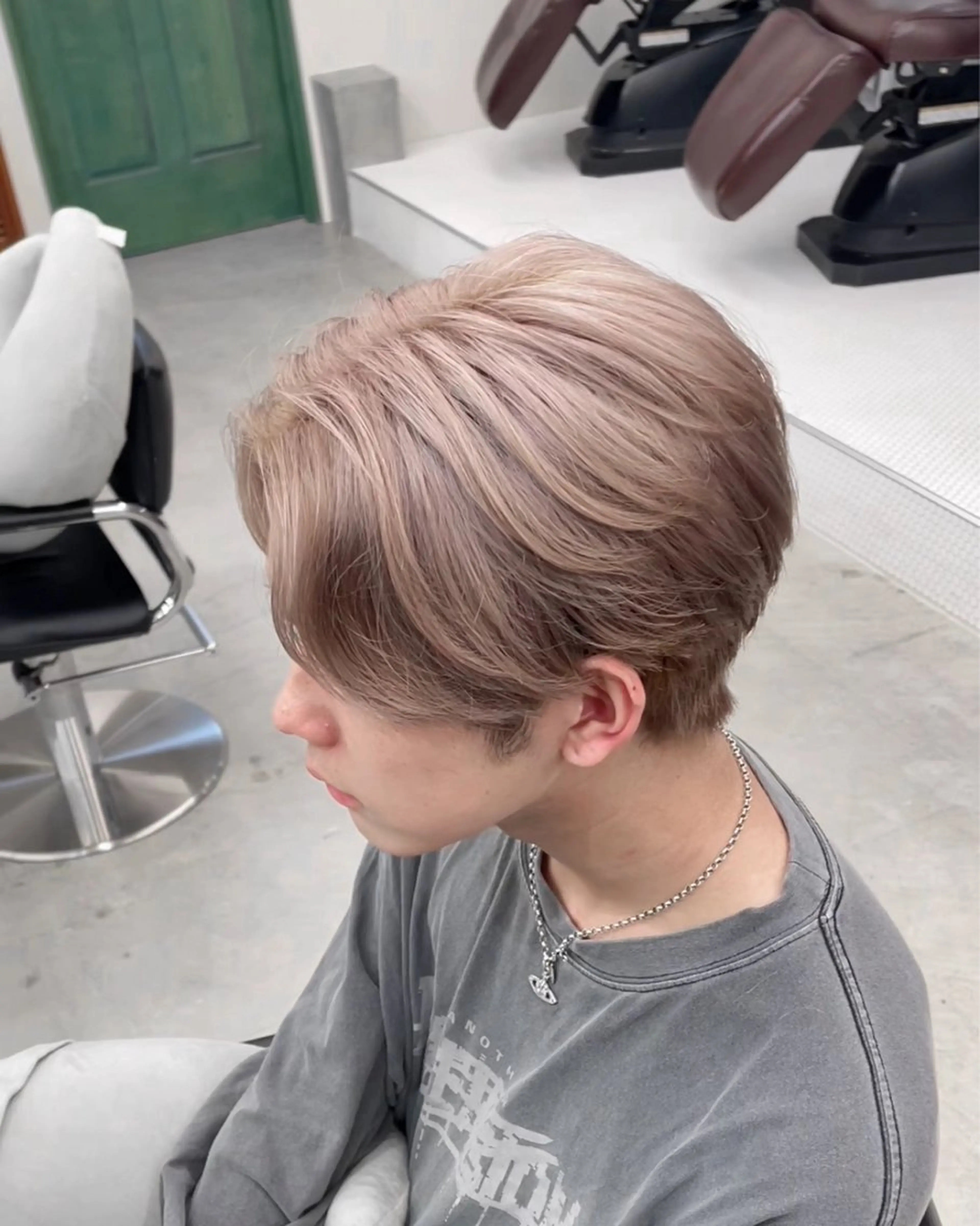 カラー メンズ ヘアカラー 🪐Men's🪐 ニュアンス/リョウガのヘアスタイル