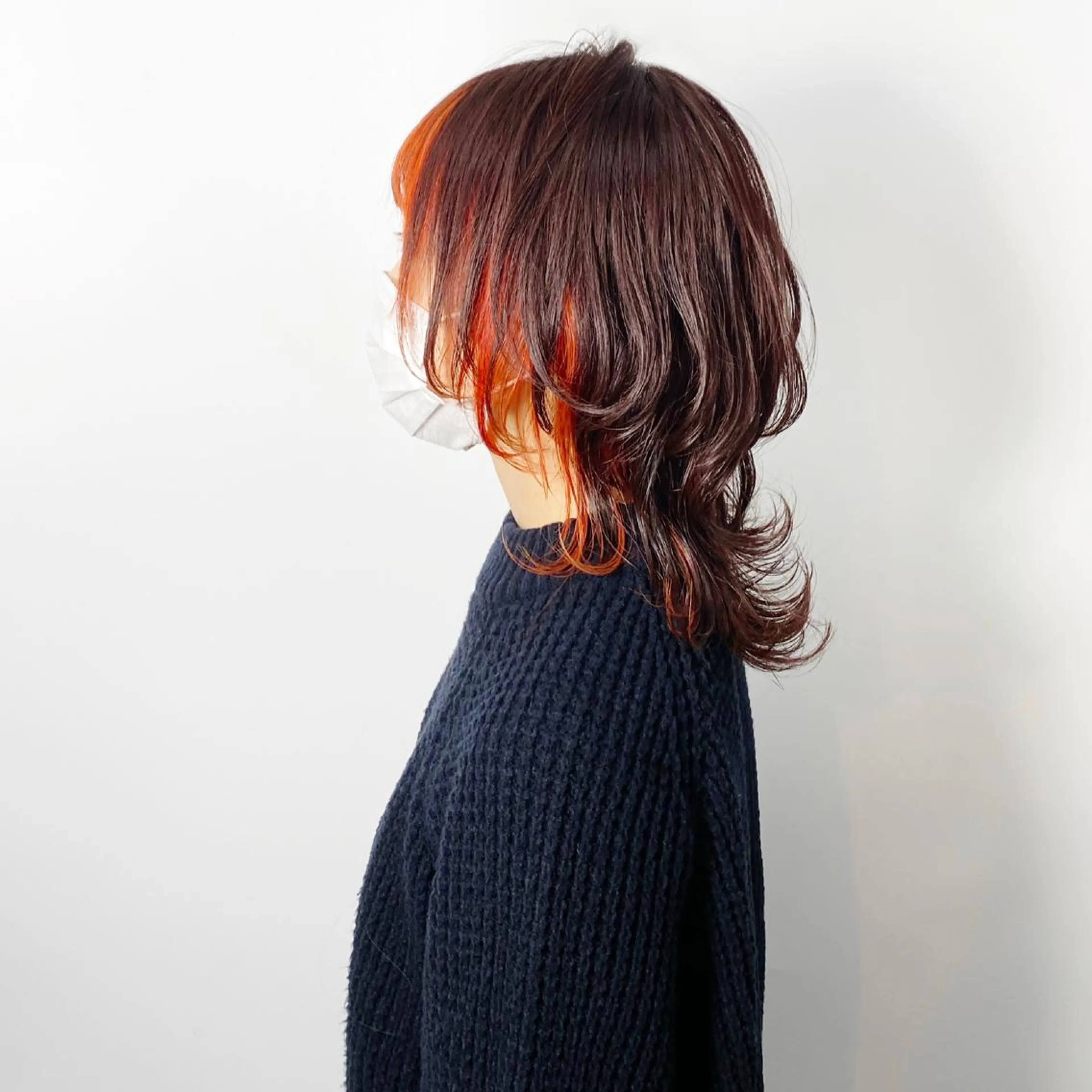 ミディアム カラー ヘアアレンジ ミディアムレイヤー ミストバング イヤリングカラー フェイスフレーミング インナーカラー ヘアカラー トリートメント 大橋 拓巳のヘアスタイル