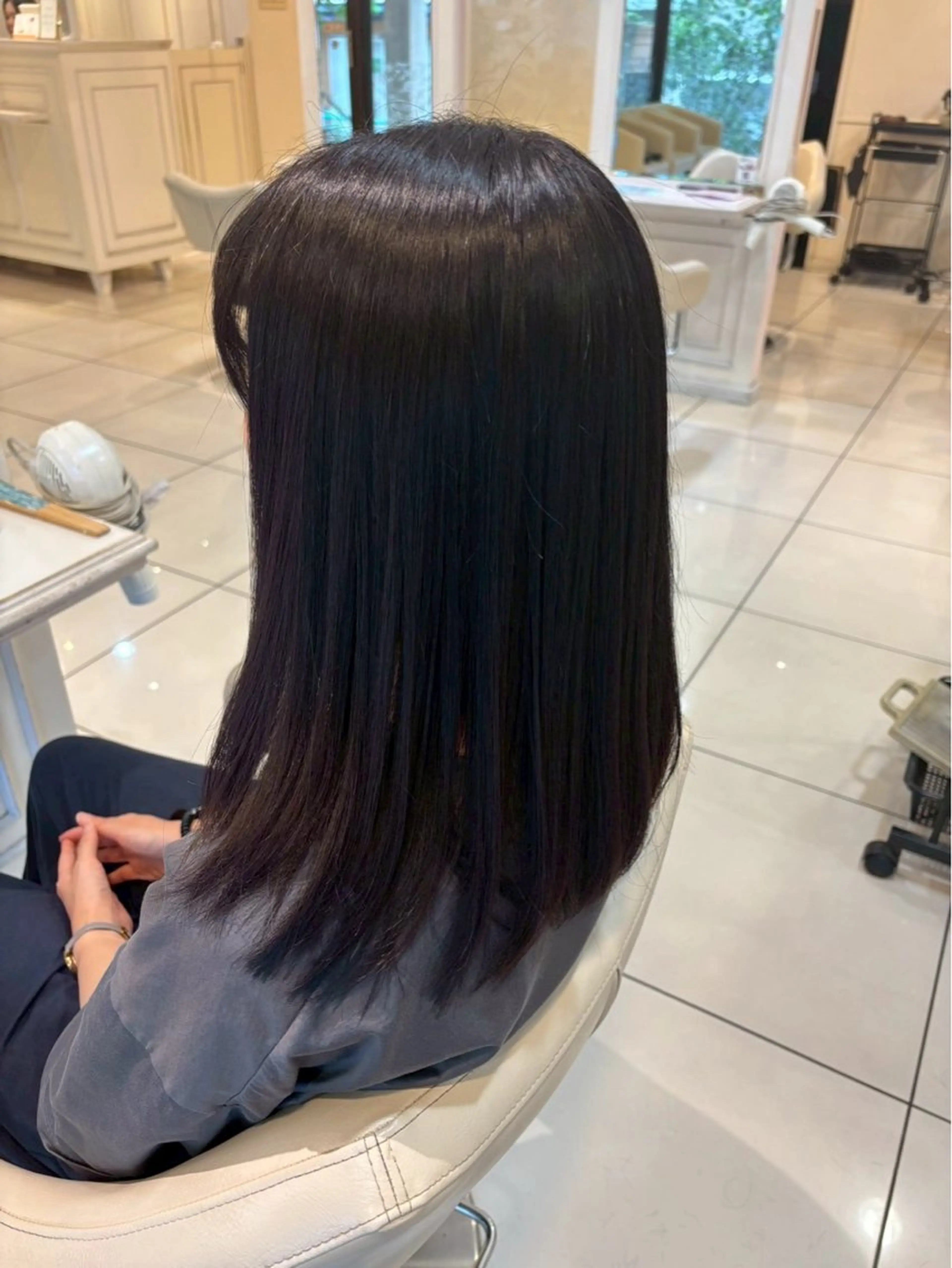 セミロング カラー ヘアカラー 髪質改善🥂✨ Mioのヘアスタイル