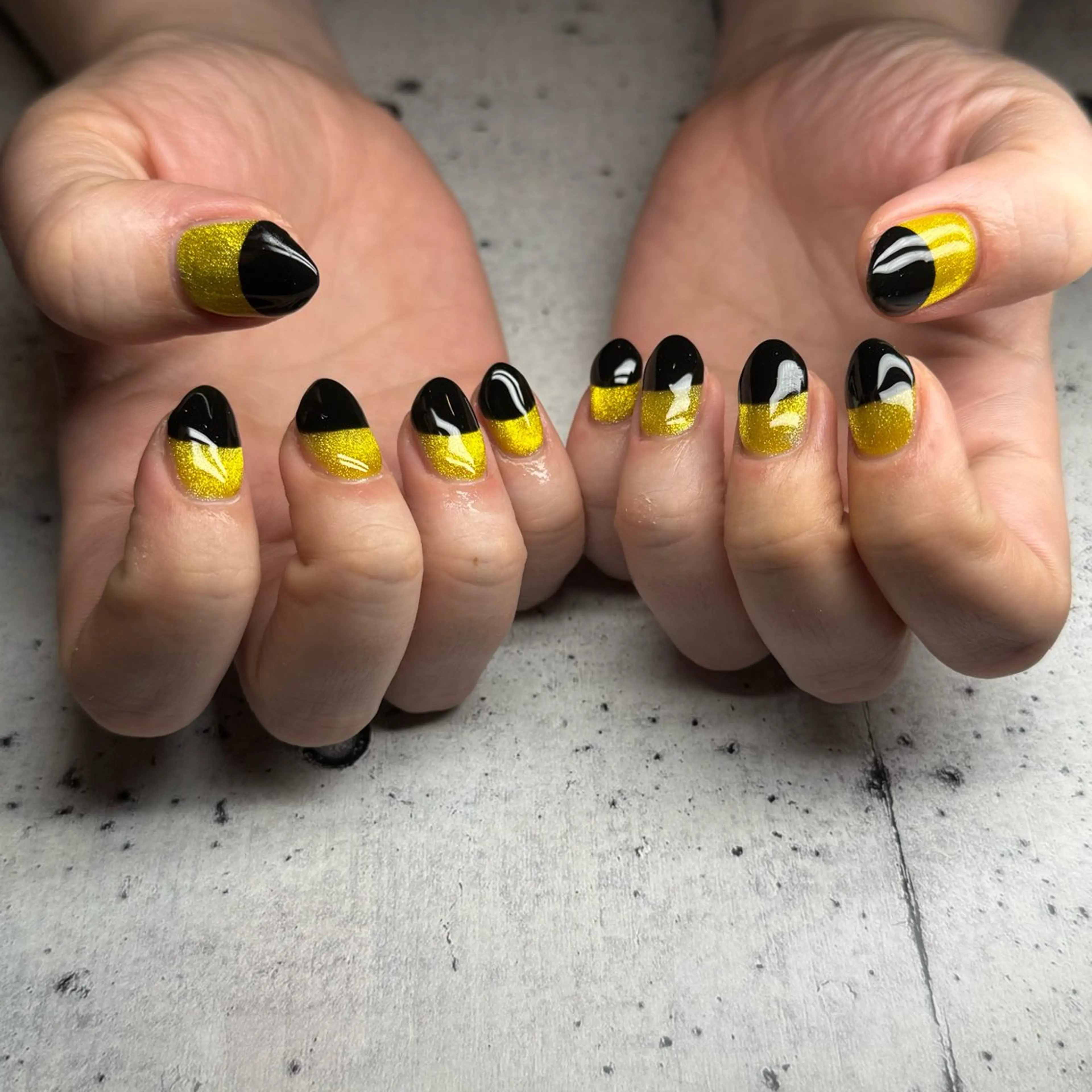 ネイル ハンドネイル 𝐫𝐚𝐢 𝐧𝐚𝐢𝐥の眉毛・アイブロウイメージ