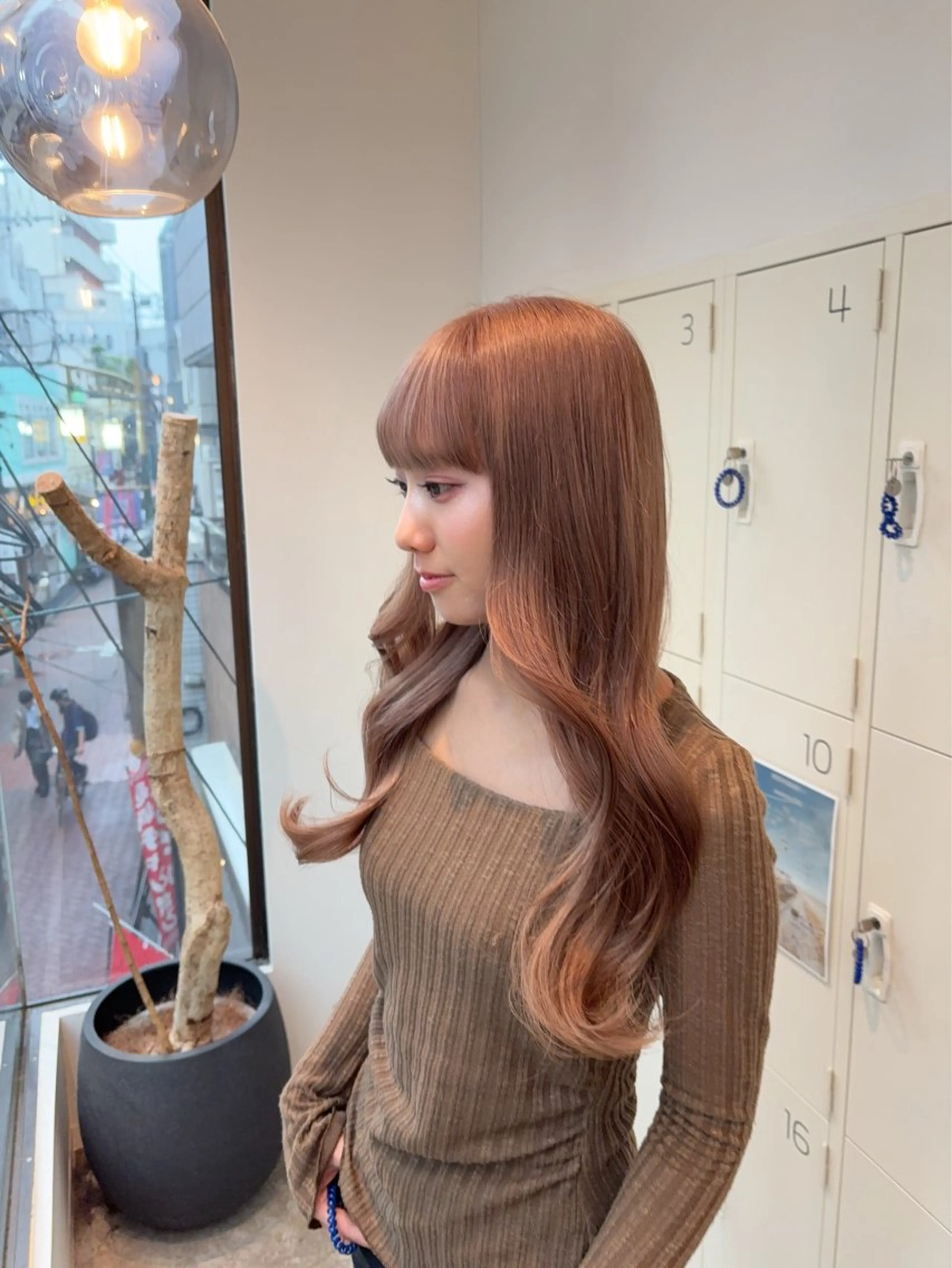 ロング カラー ベージュカラー ミルクティーベージュ NATSUMI 🐻‍❄️🤍のヘアスタイル