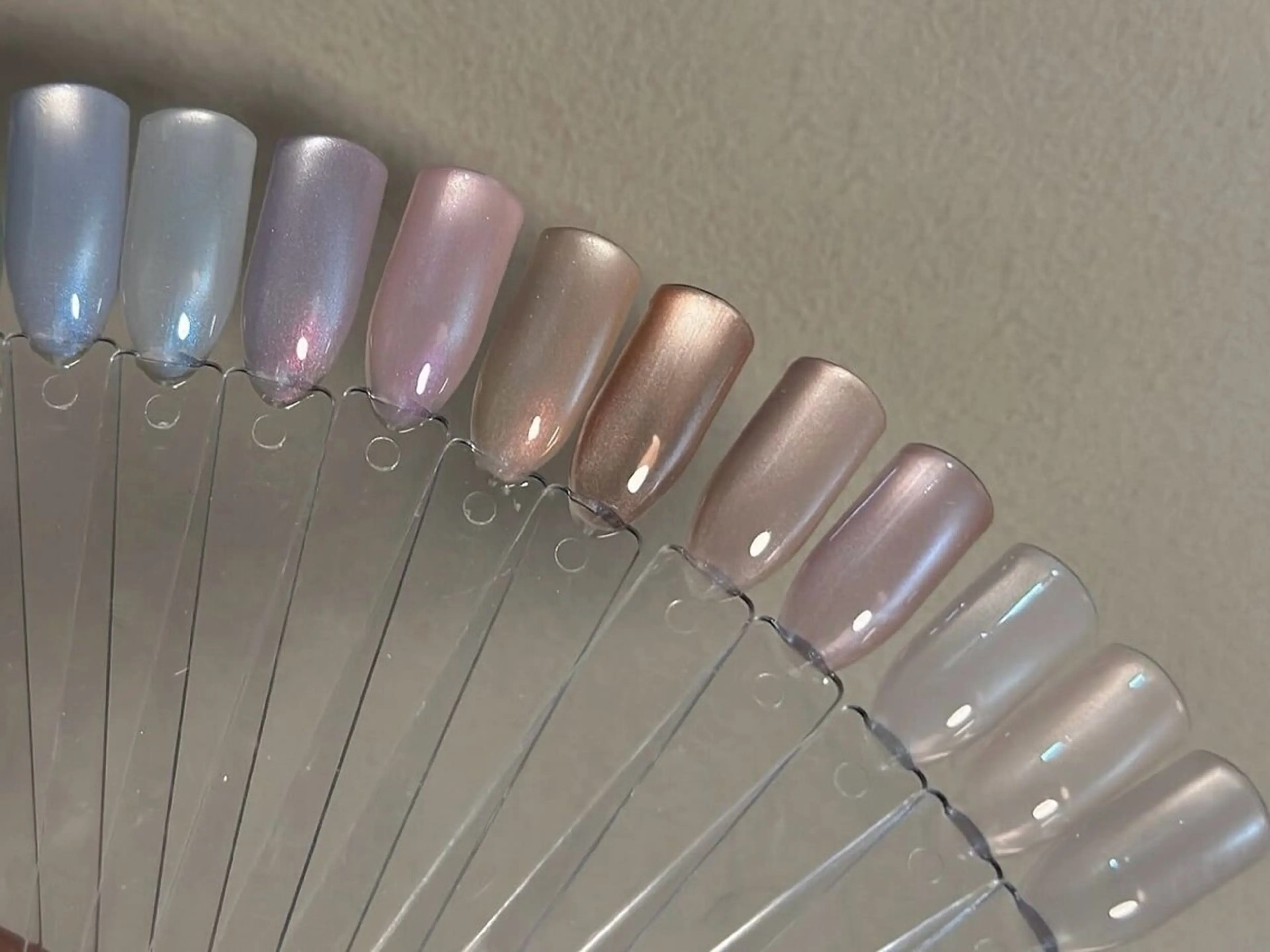 武蔵小金井店限定価格 オフ込み【SNSで話題】うるちゅる*ぷるマグネイルの写真