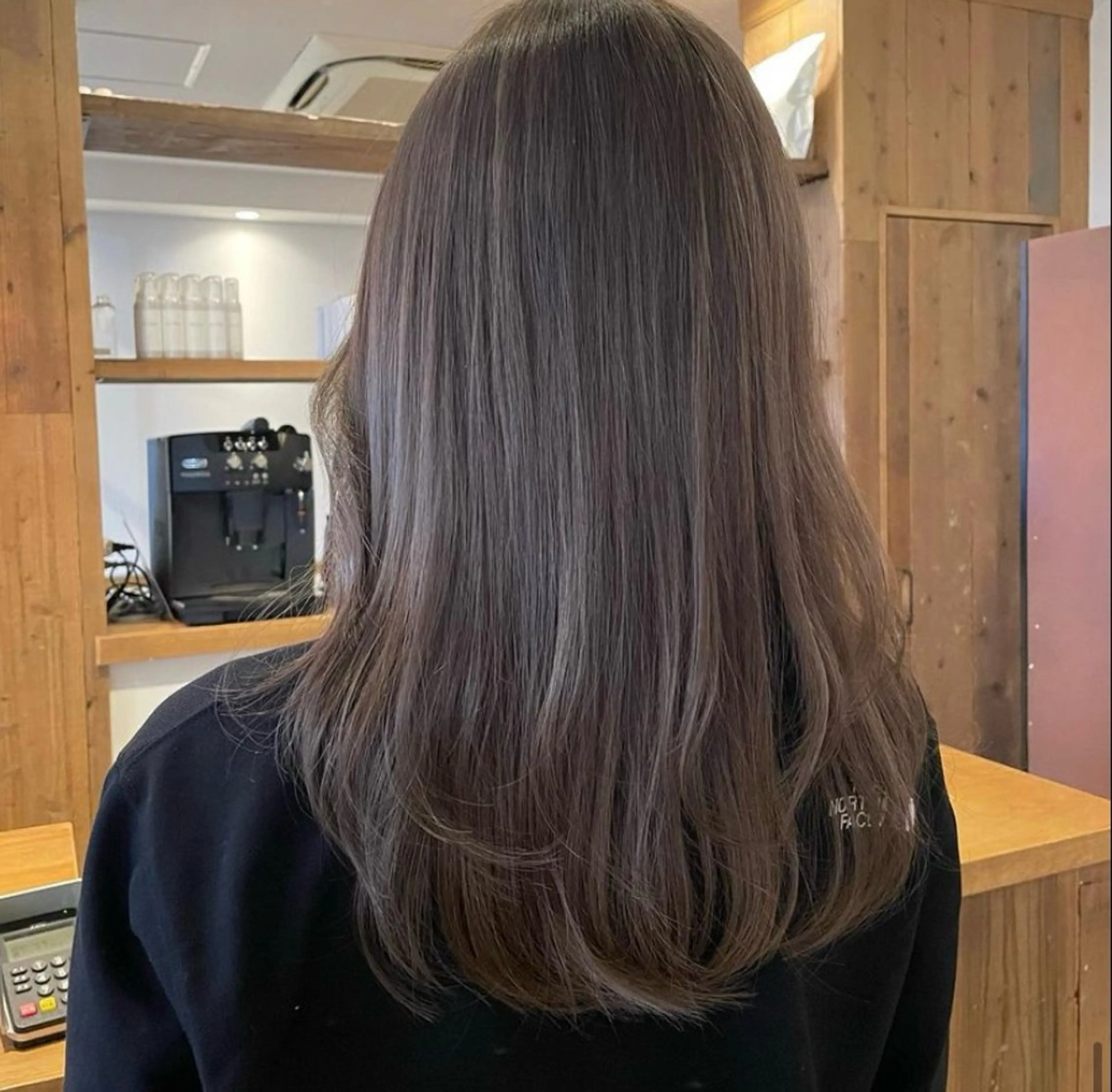 セミロング ヘアカラー 今 ちあきのヘアスタイル