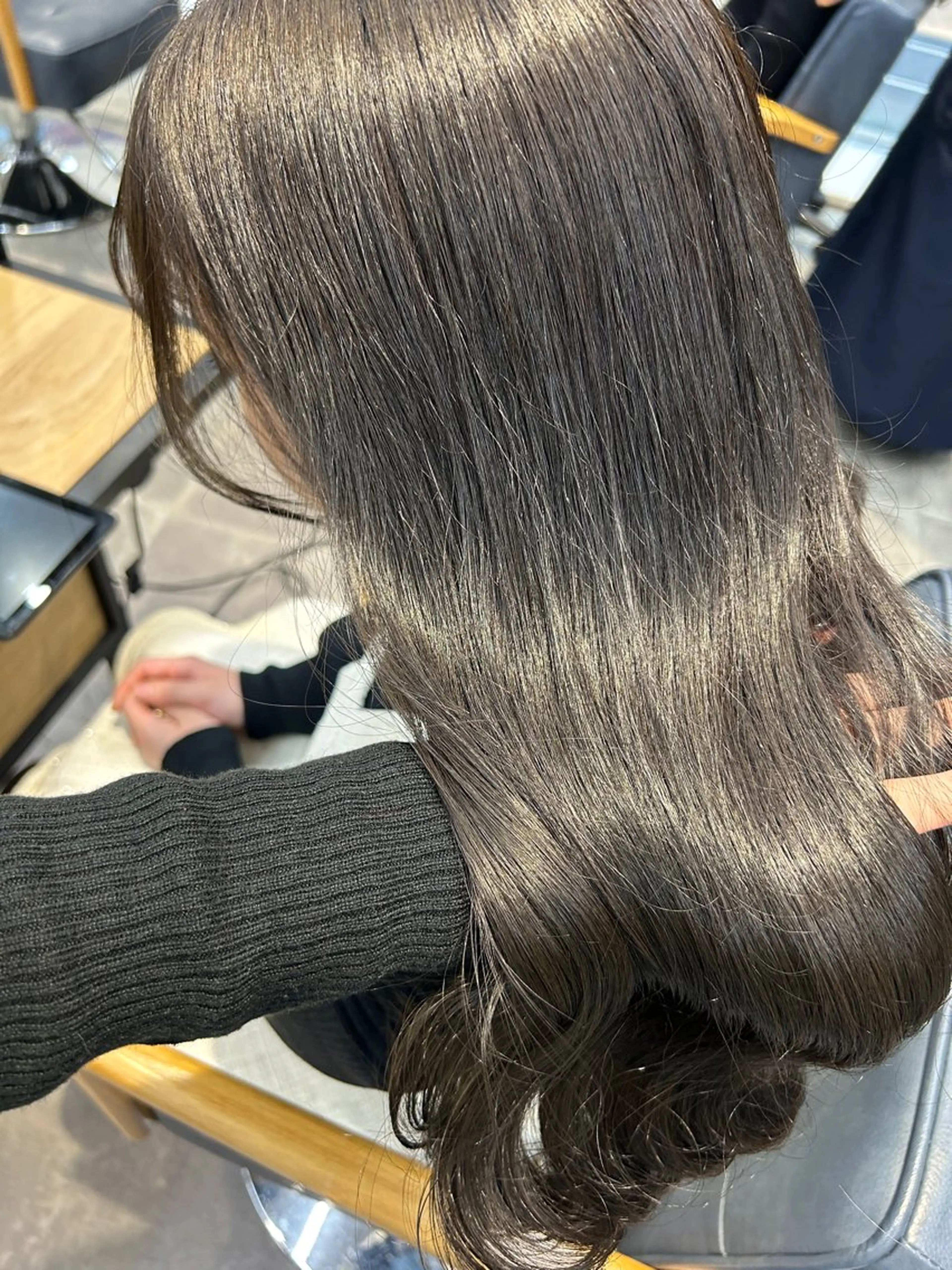 ロング カラー カット ヘアカラー トリートメント newi梅田🫧韓国 ヘア🫧sakiのヘアスタイル