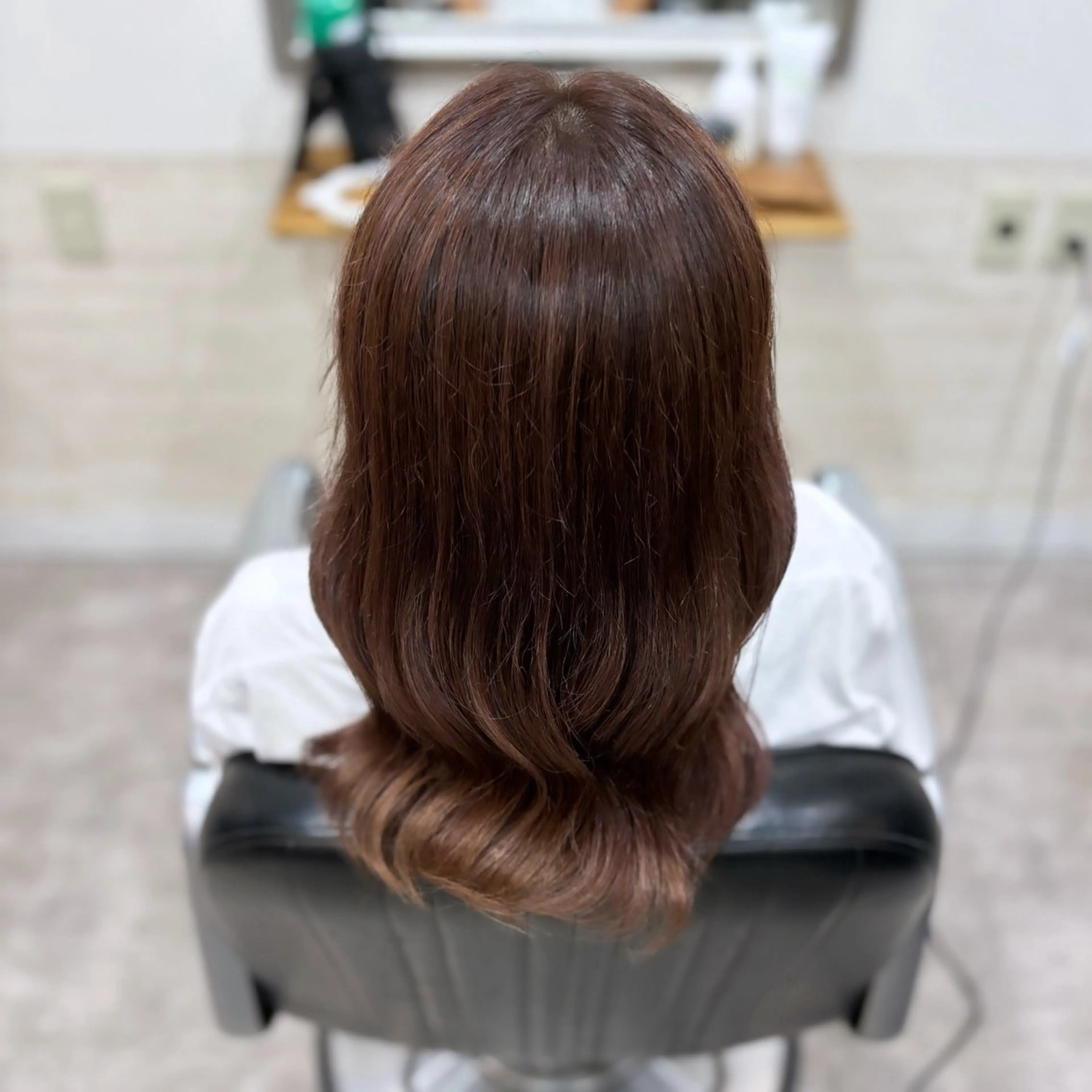 ロング カラー 生尾 虹水のヘアスタイル