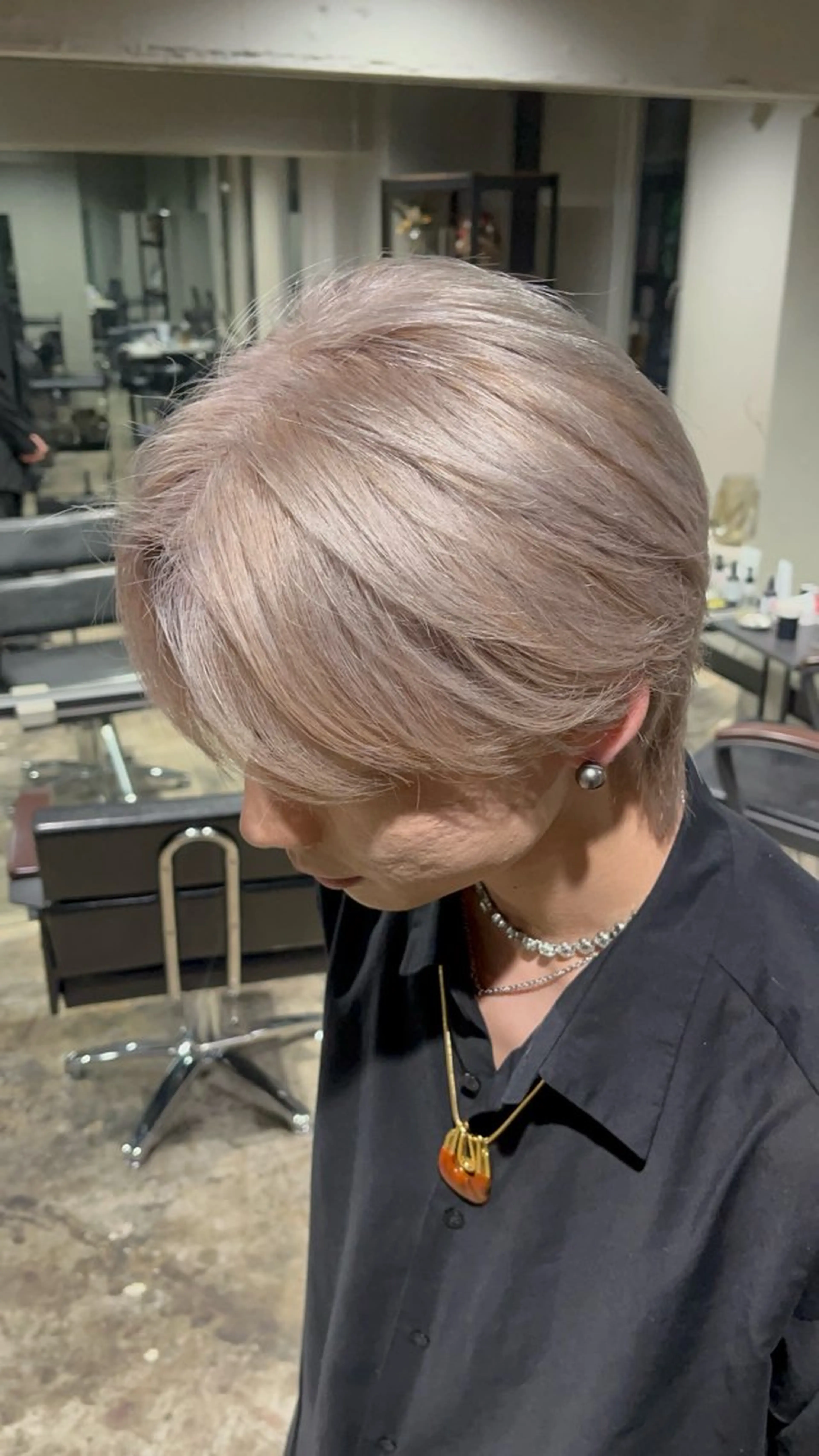 ショート ヘアカラー トリートメント 渋谷ケアブリーチ ❤️‍🔥徳田空悟のヘアスタイル