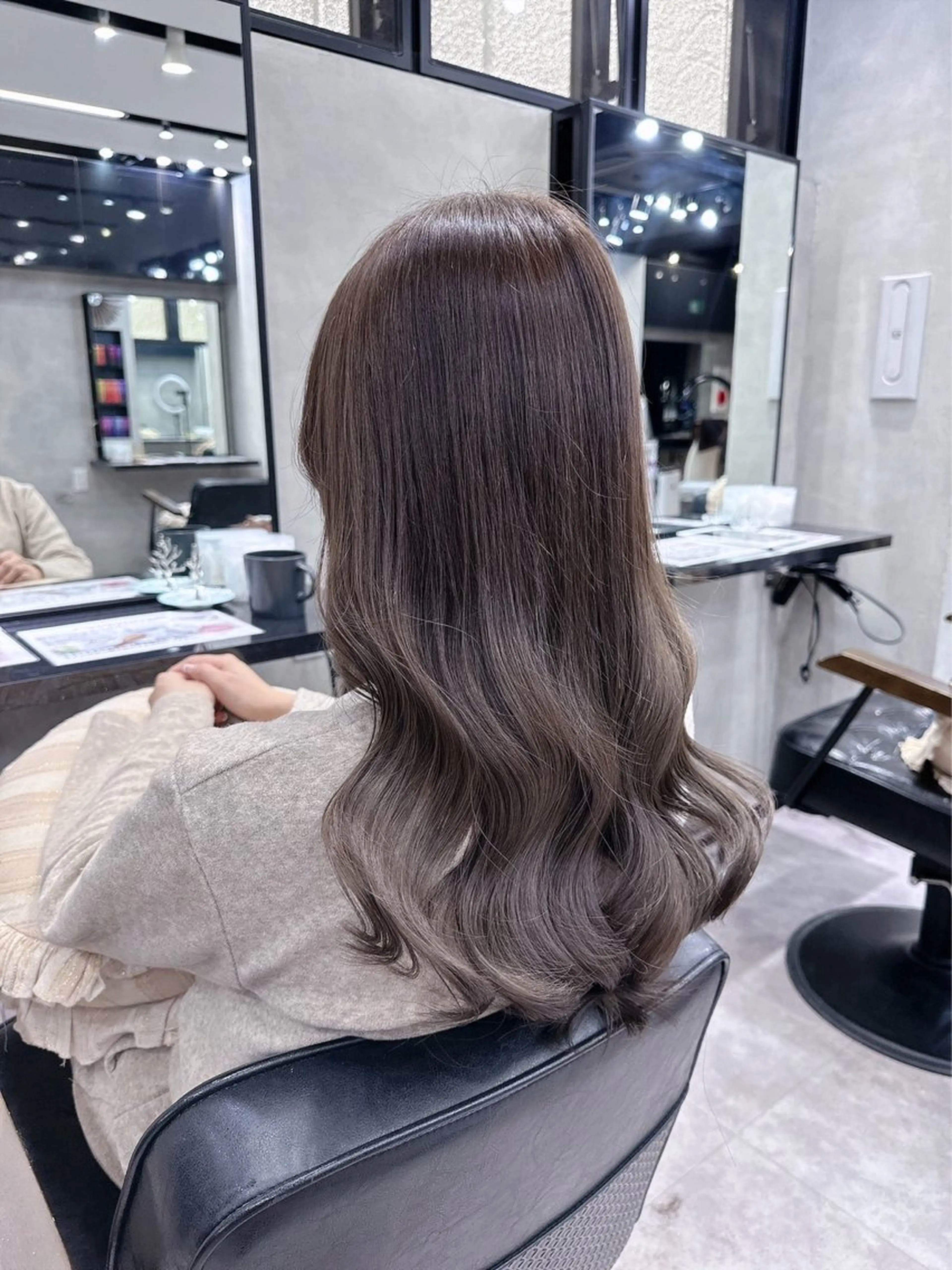 セミロング カラー ヘアアレンジ シールエクステ アッシュ バレイヤージュ ベージュカラー 黒髪 カット ヘアカラー トリートメント ar+ ❤︎ maiのヘアスタイル