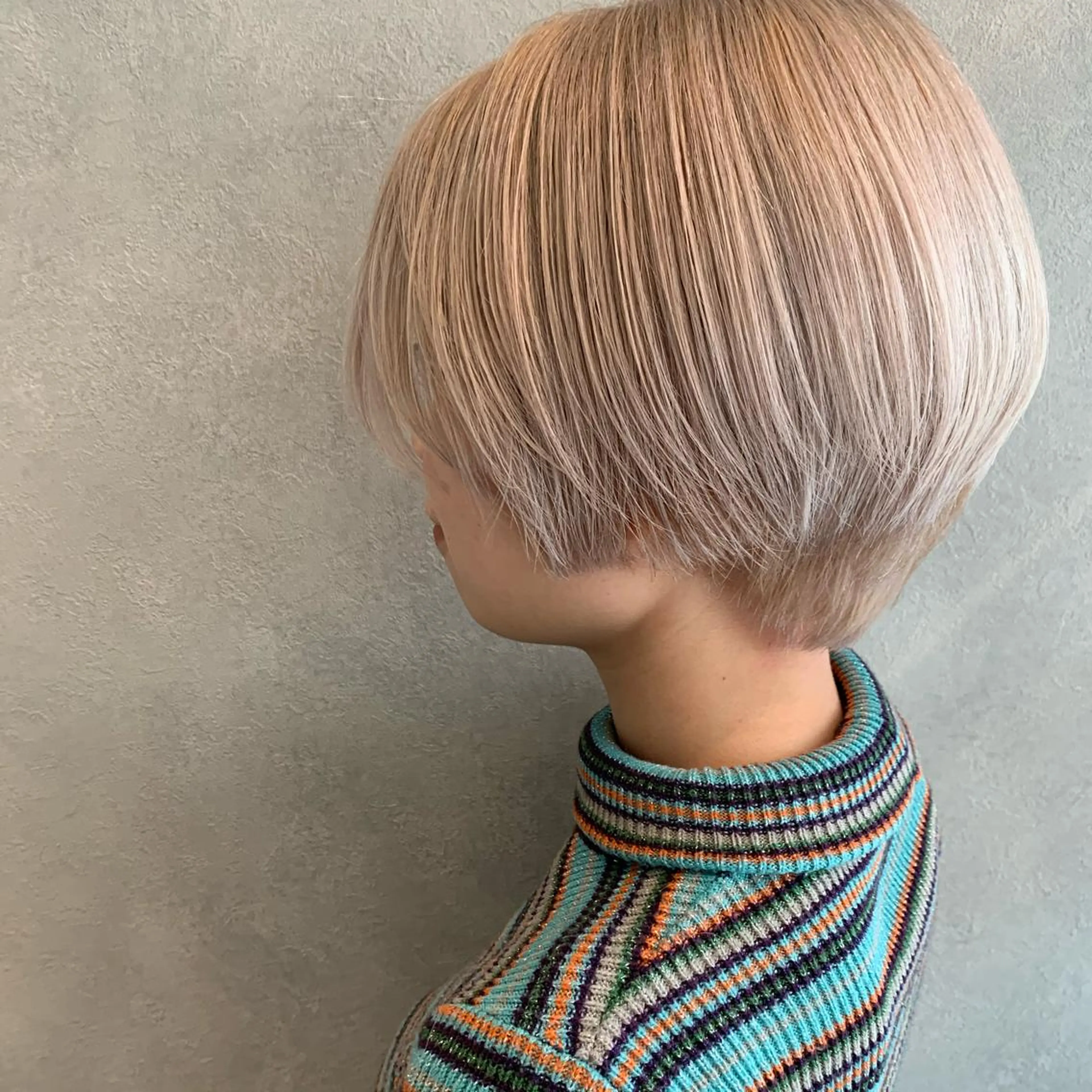 ショート カラー カット ヘアカラー 三宅 昌太のヘアスタイル