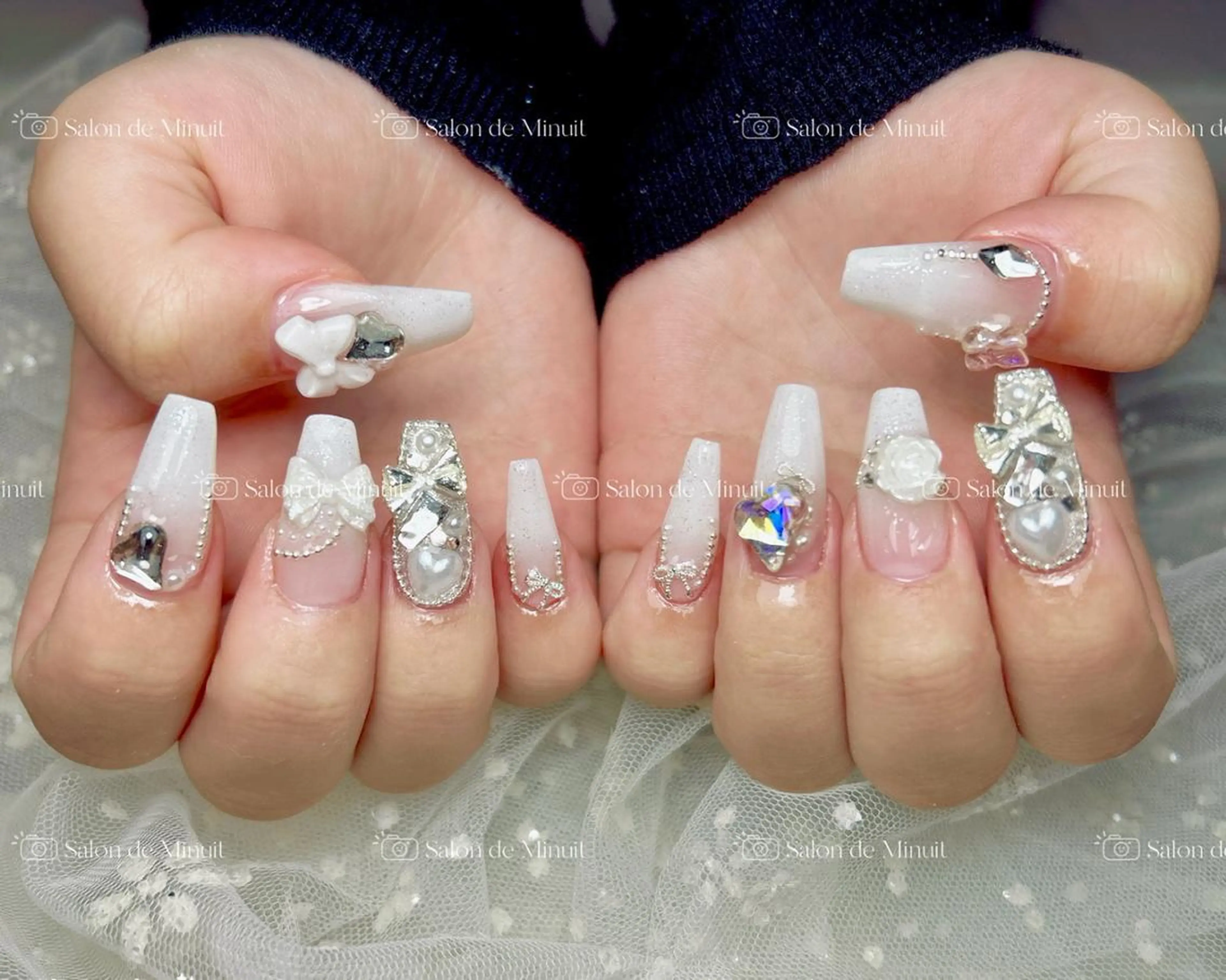 ネイル Salon de Minuit🦩のネイルデザイン