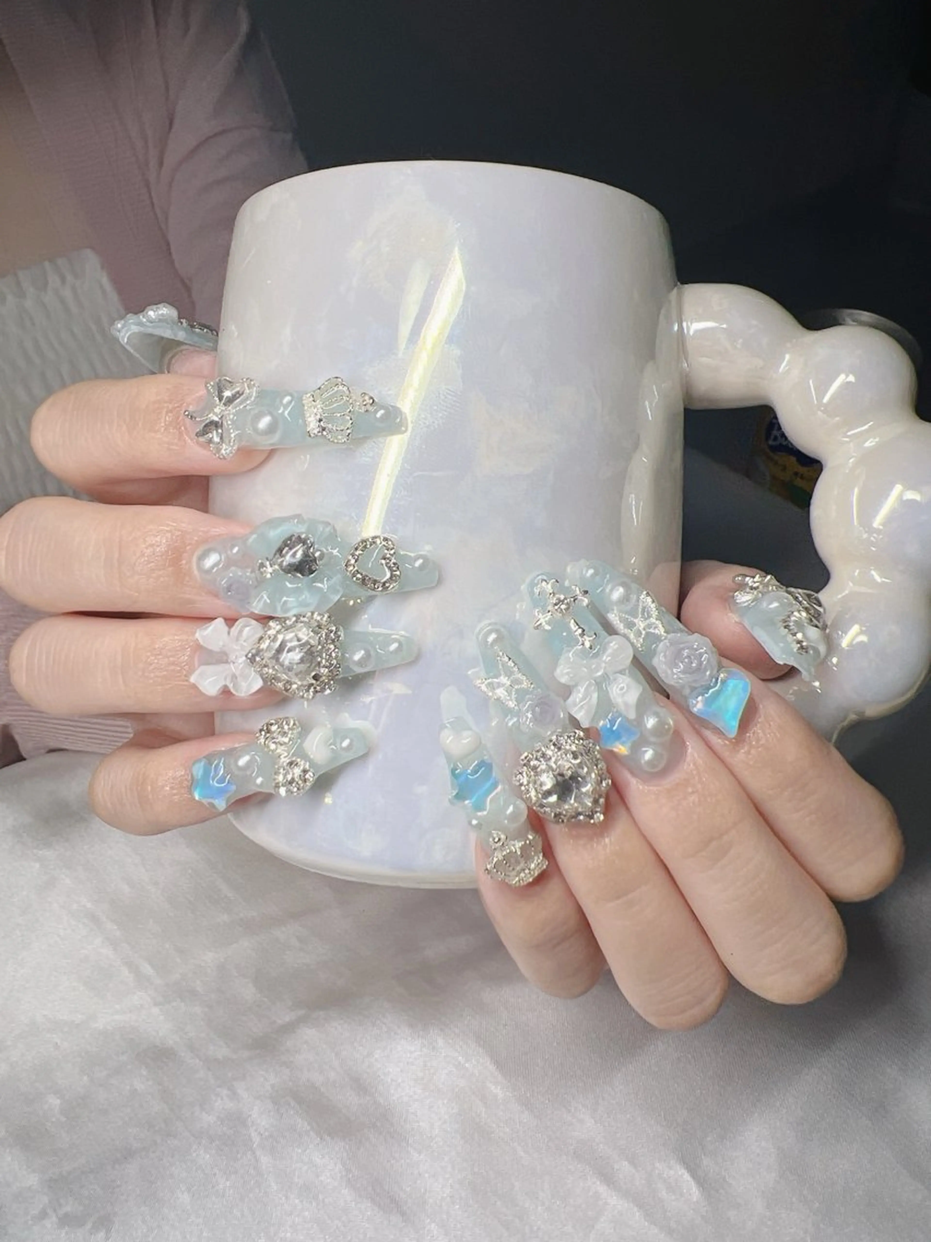 ネイル 長さ出し グラデーション 卒業式 キラキラネイル マグネットネイル ハンドネイル Lee Nailsのネイルデザイン