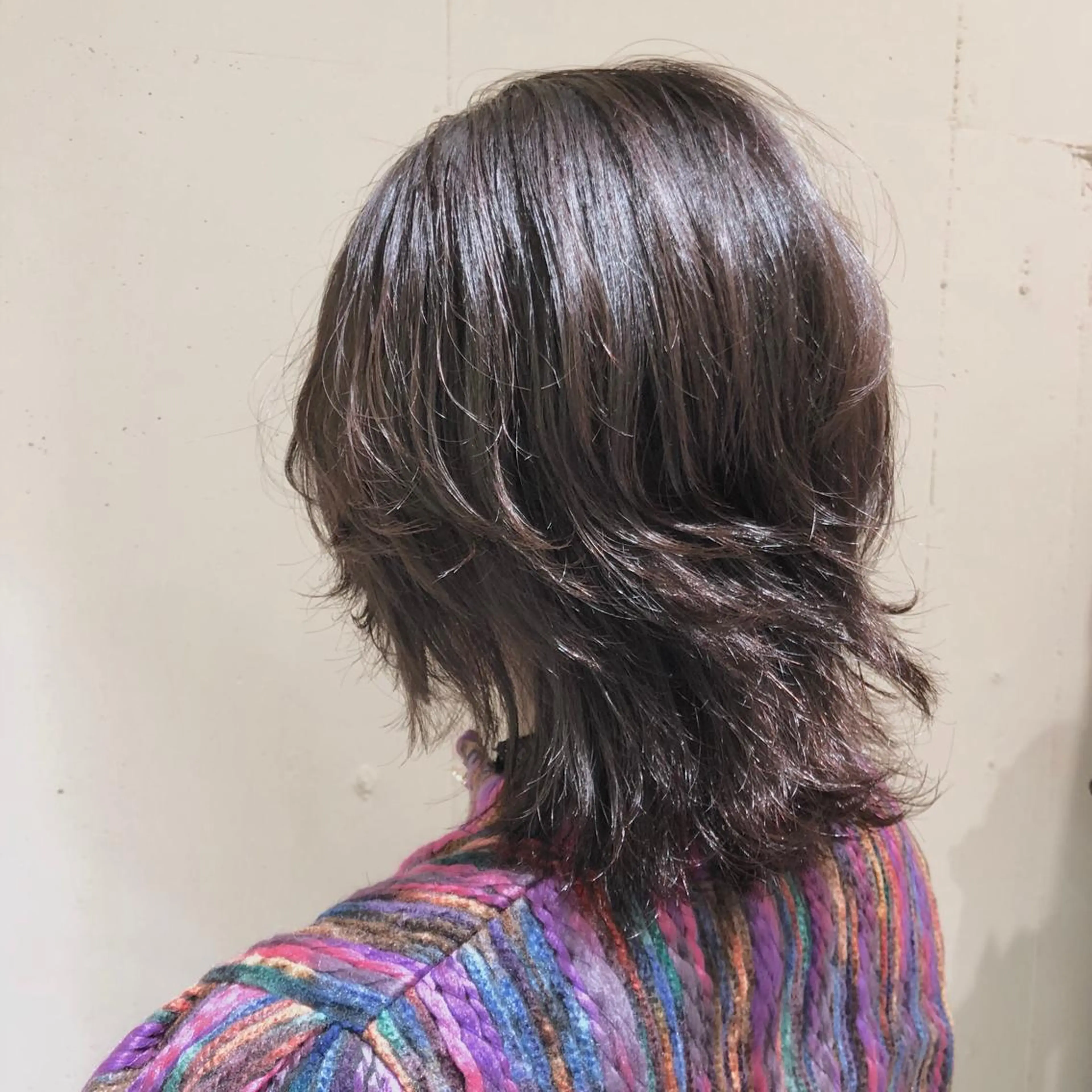 ミディアム カラー パーマ ヘアアレンジ バレイヤージュ ブリーチ 透明感カラー グラデーションカラー グレージュ カット ヘアカラー トリートメント 【ツヤ髪美容師】 ツダケイスケのヘアスタイル