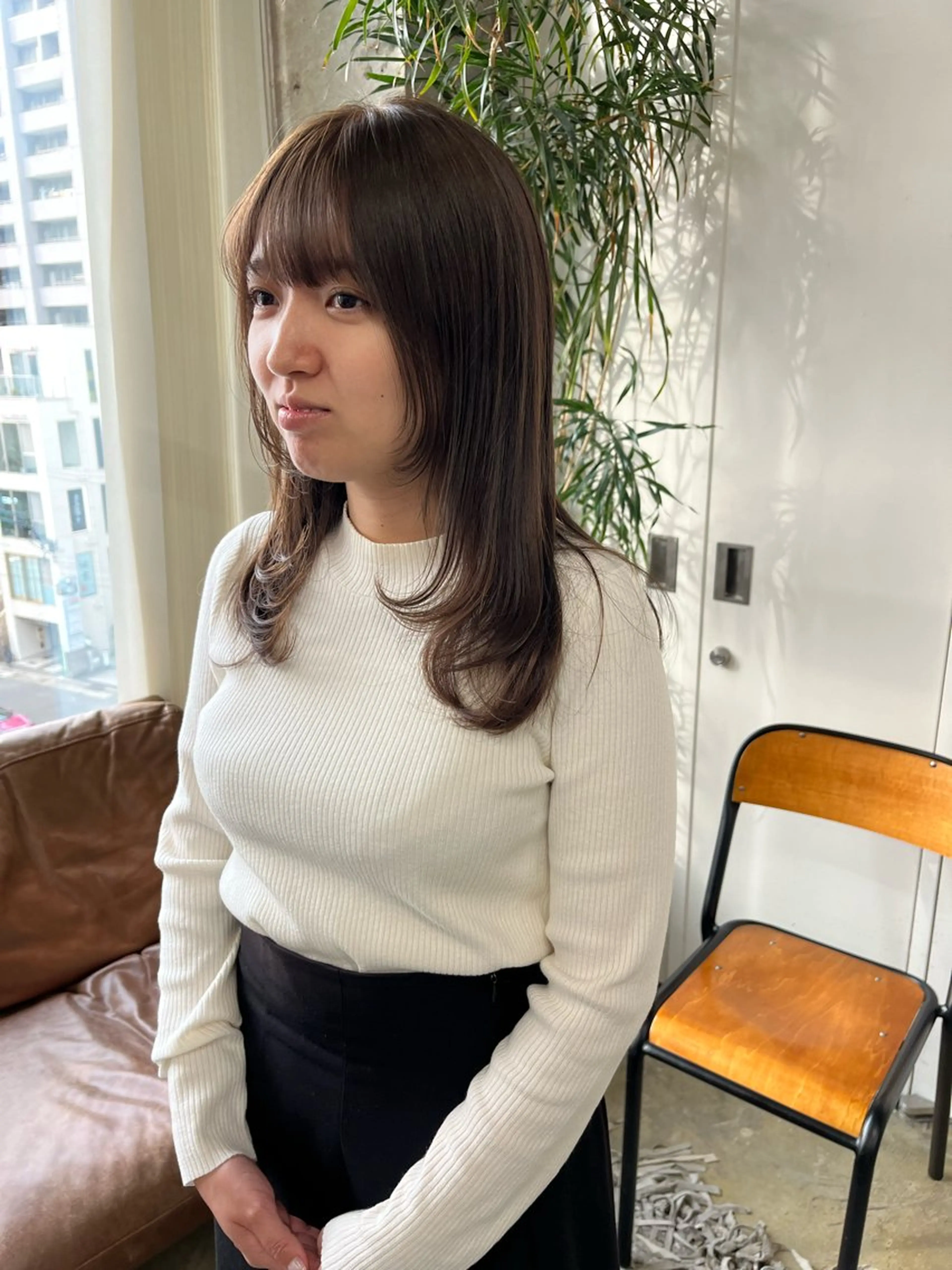 セミロング カラー オリーブカラー レイヤーカット カット ヘアカラー 小木曽智美 /ボブ/ショートのヘアスタイル
