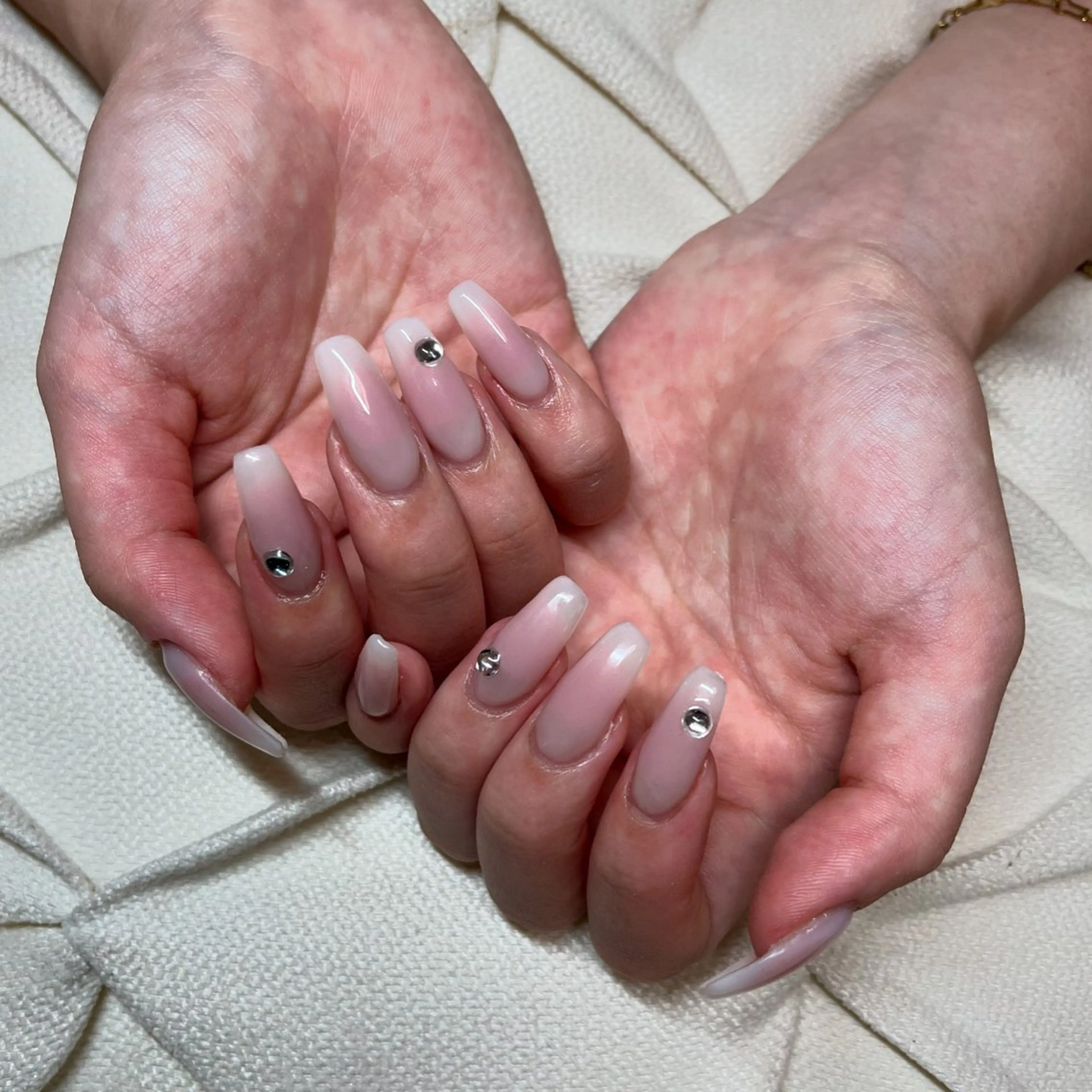 ネイル ハンドネイル nail.salon .Reversalのネイルデザイン