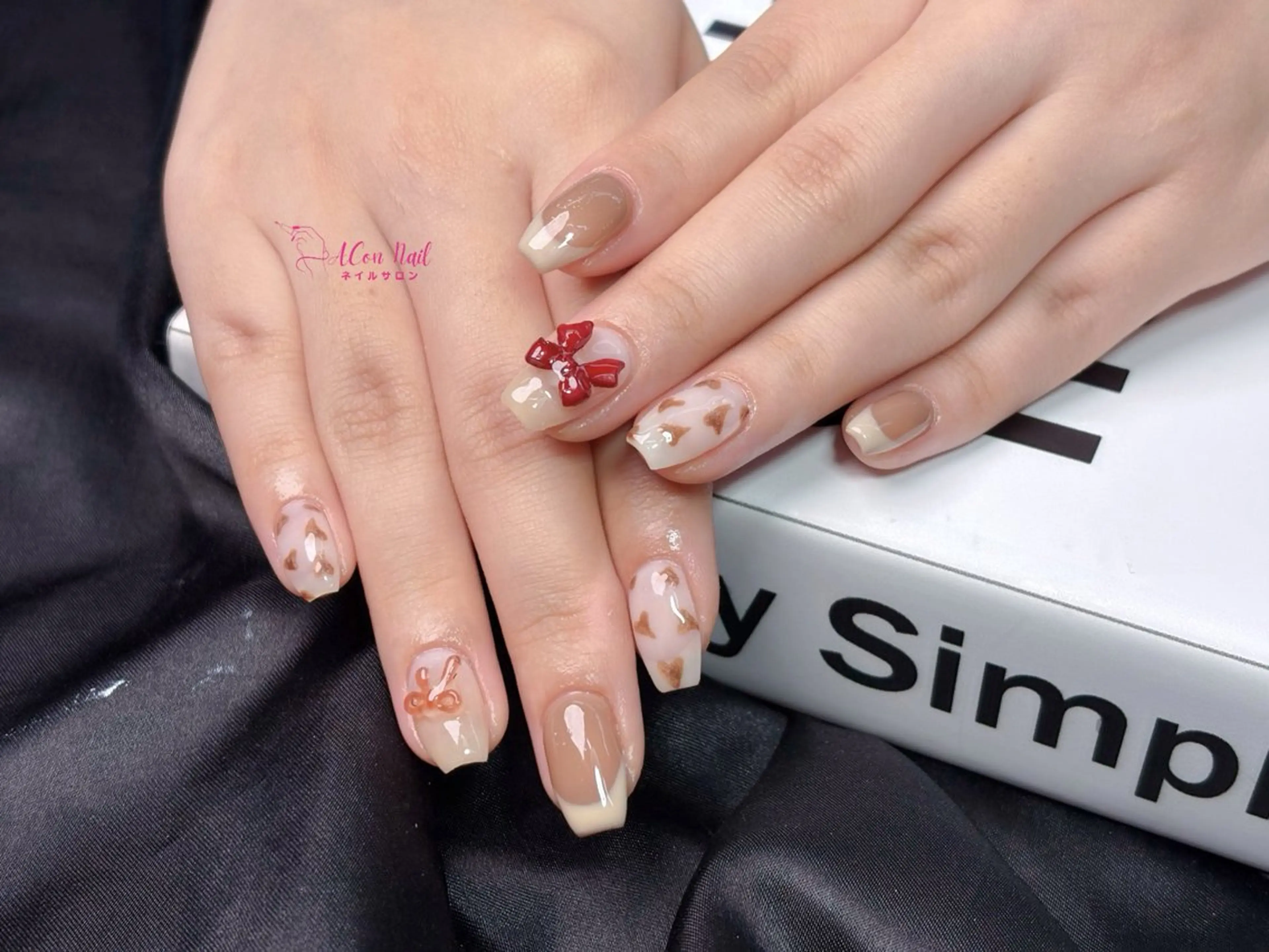 ネイル 桜ネイル 長さ出し フラワーネイル フレンチネイル ジェルネイル ハンドネイル AConNailSalon所属・ACon NailSalonのネイルデザイン