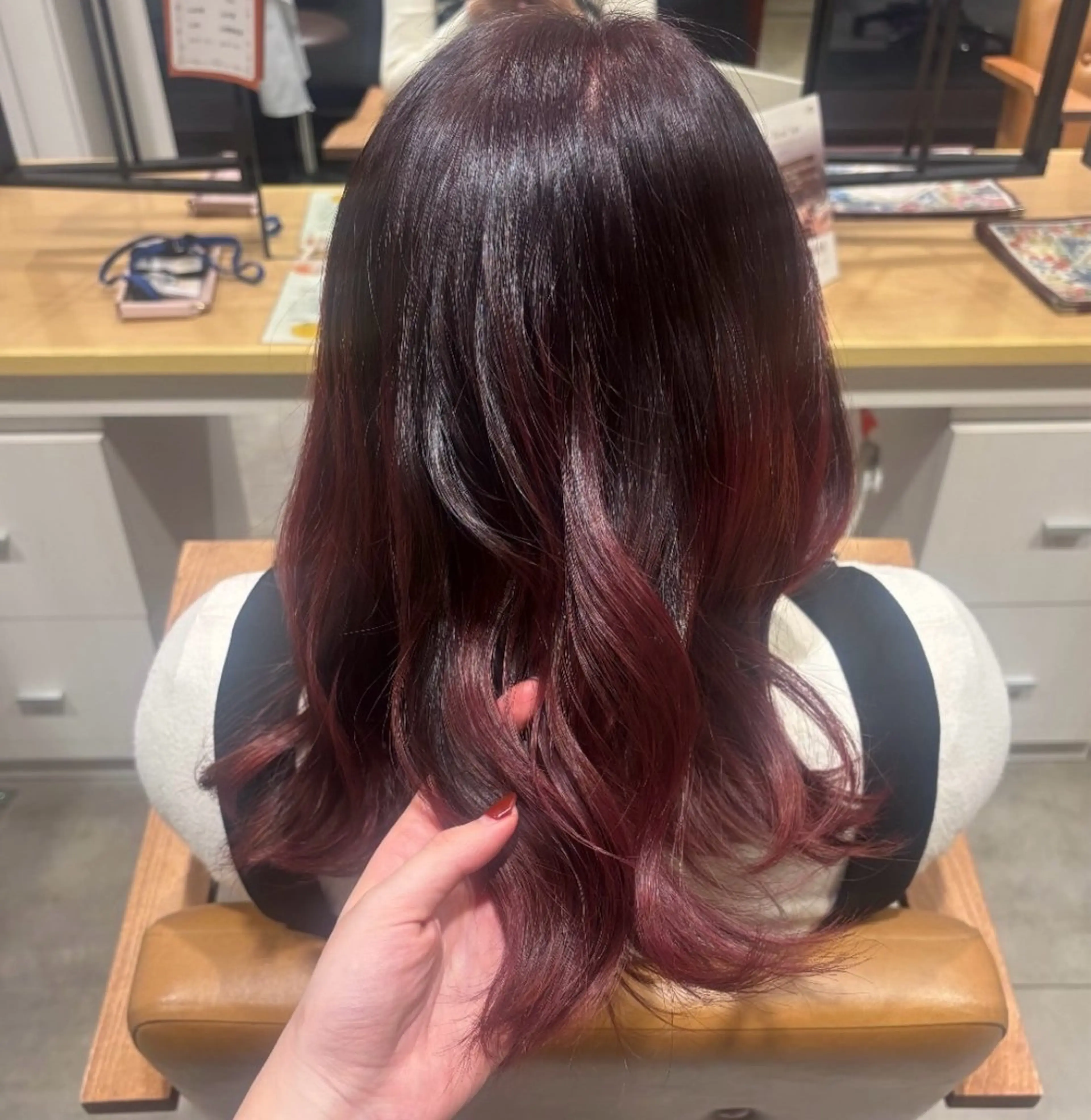 ミディアム カラー 山口 瑞穂のヘアスタイル