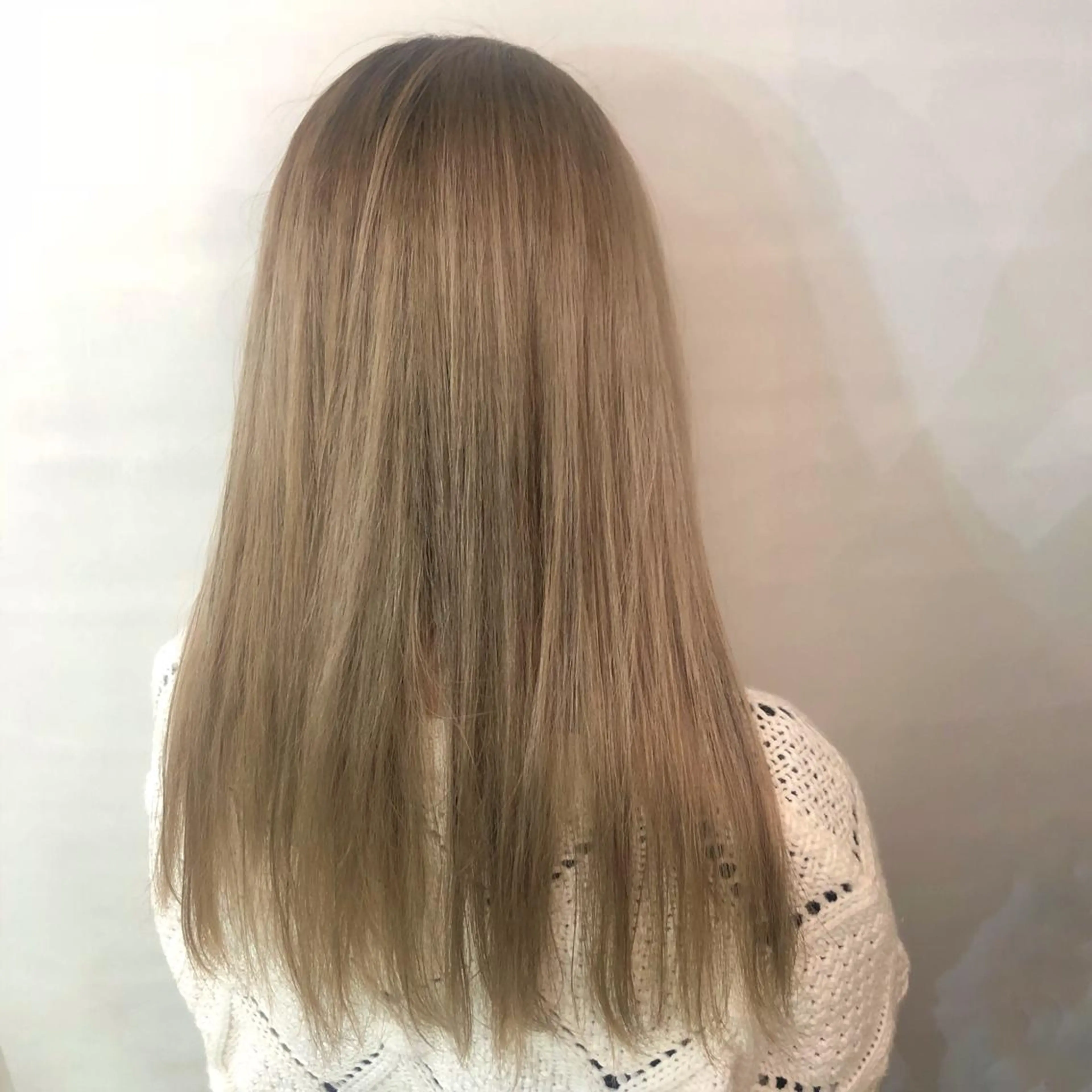 ロング カラー ベージュカラー 黒髪 ブリーチ ブロンド ブロンドベージュ SNSで大バズり‼️ 欧米風ヘア大ヒット中のヘアスタイル