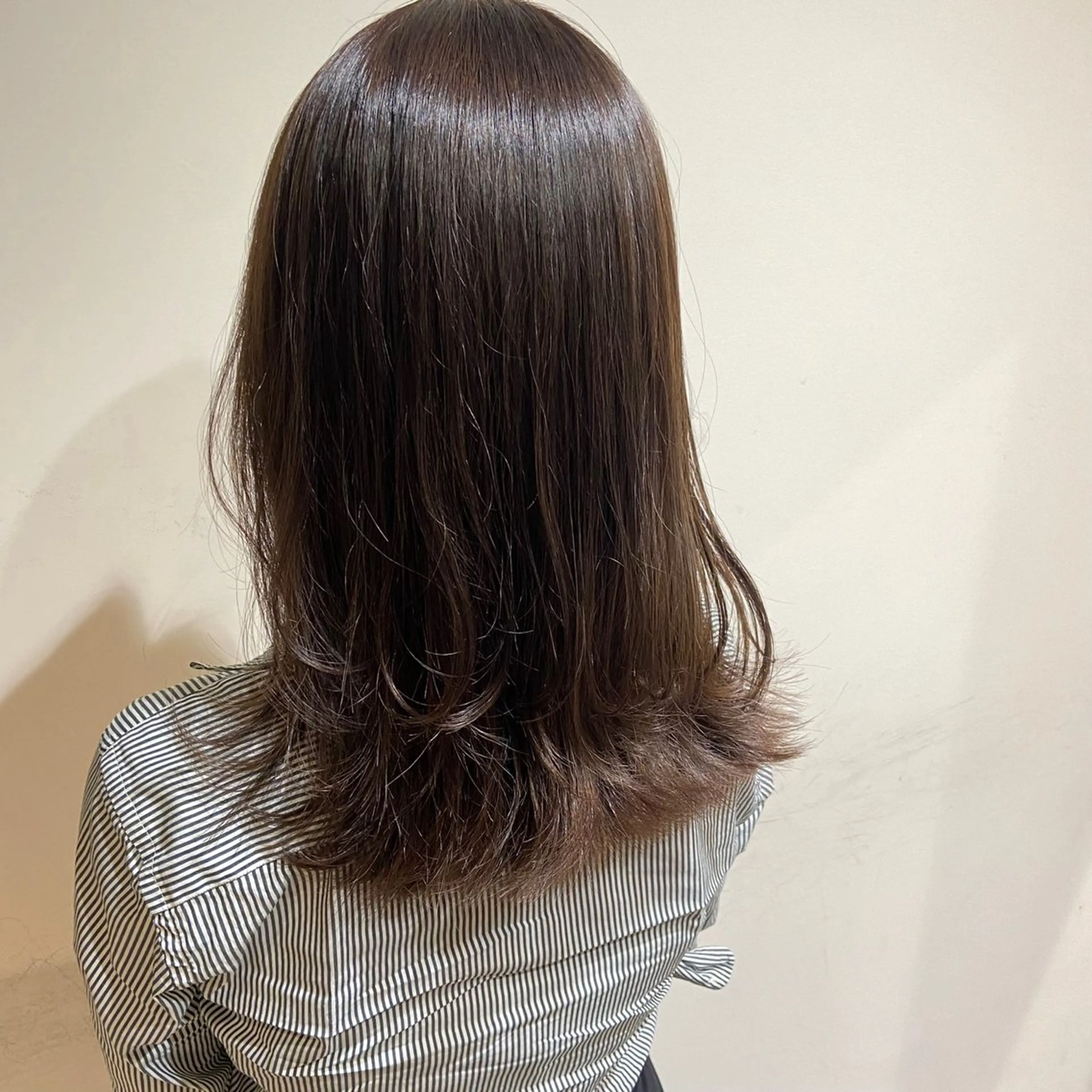 セミロング カラー ヘアカラー 👒oikawa kaede🍃のヘアスタイル
