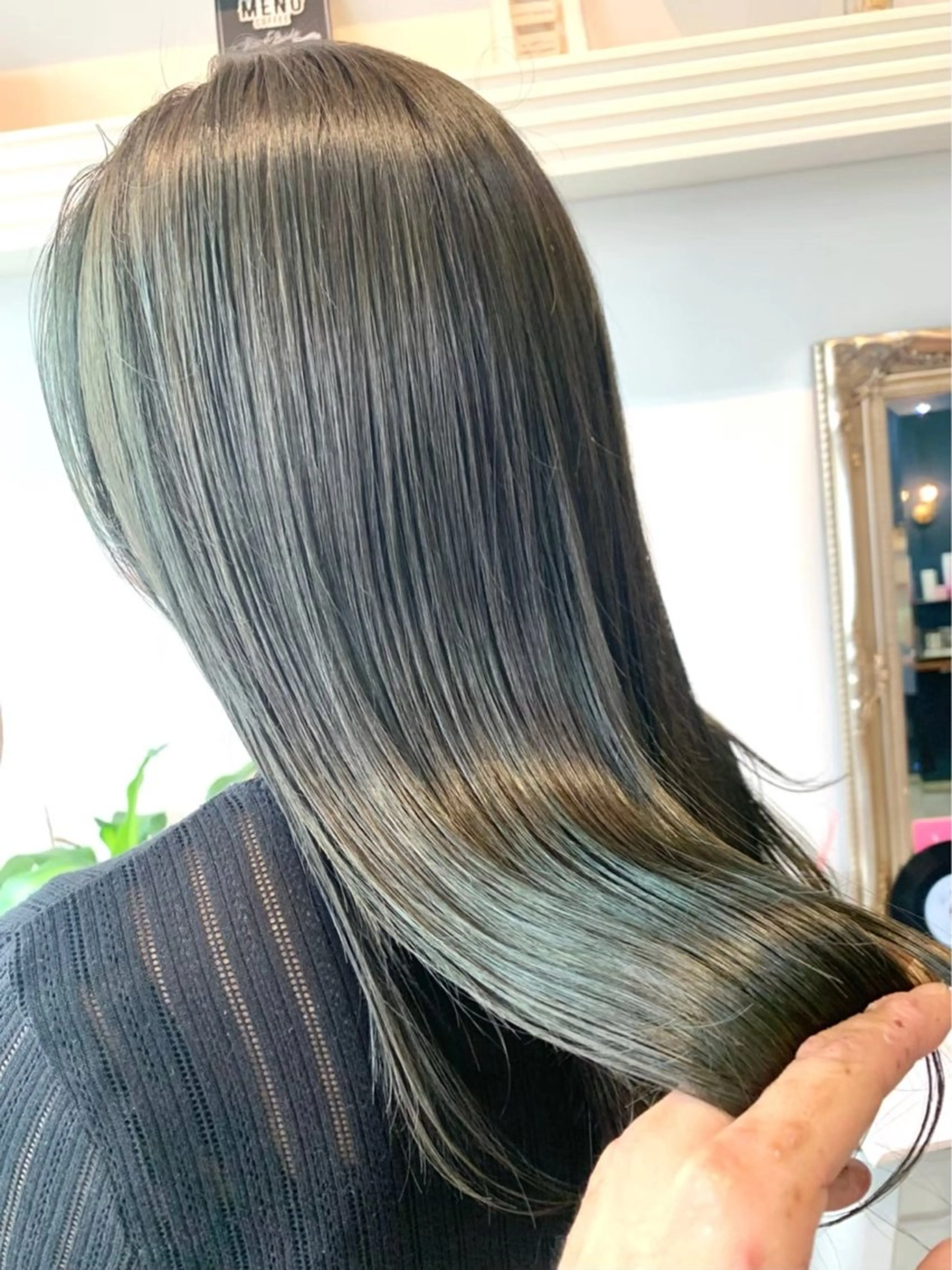 カラー ヘアカラー 森田 翔斗ベージュカラー⭕のヘアスタイル