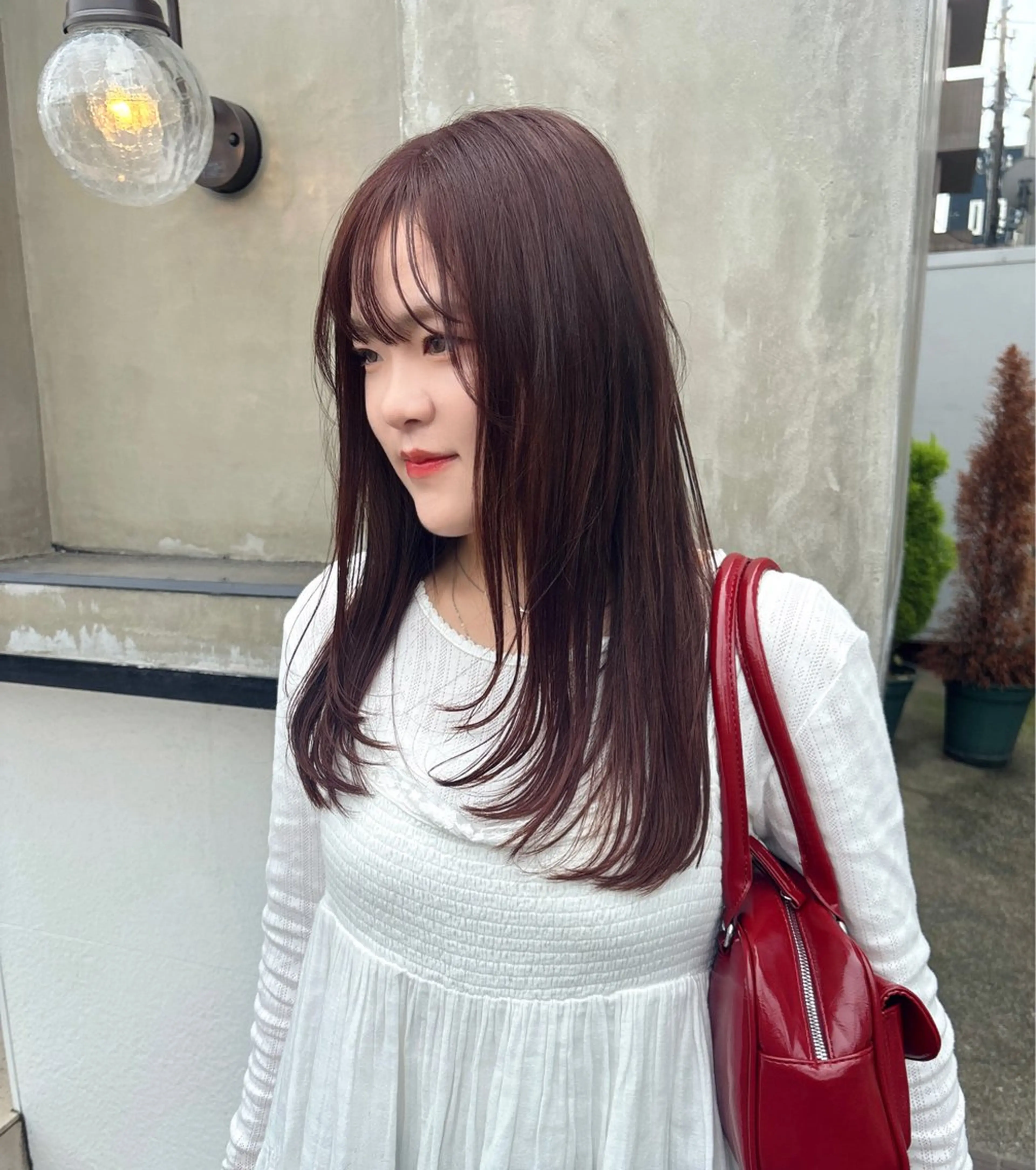 セミロング カラー レイヤーカット カット ヘアカラー トリートメント 辻村 彩華のヘアスタイル