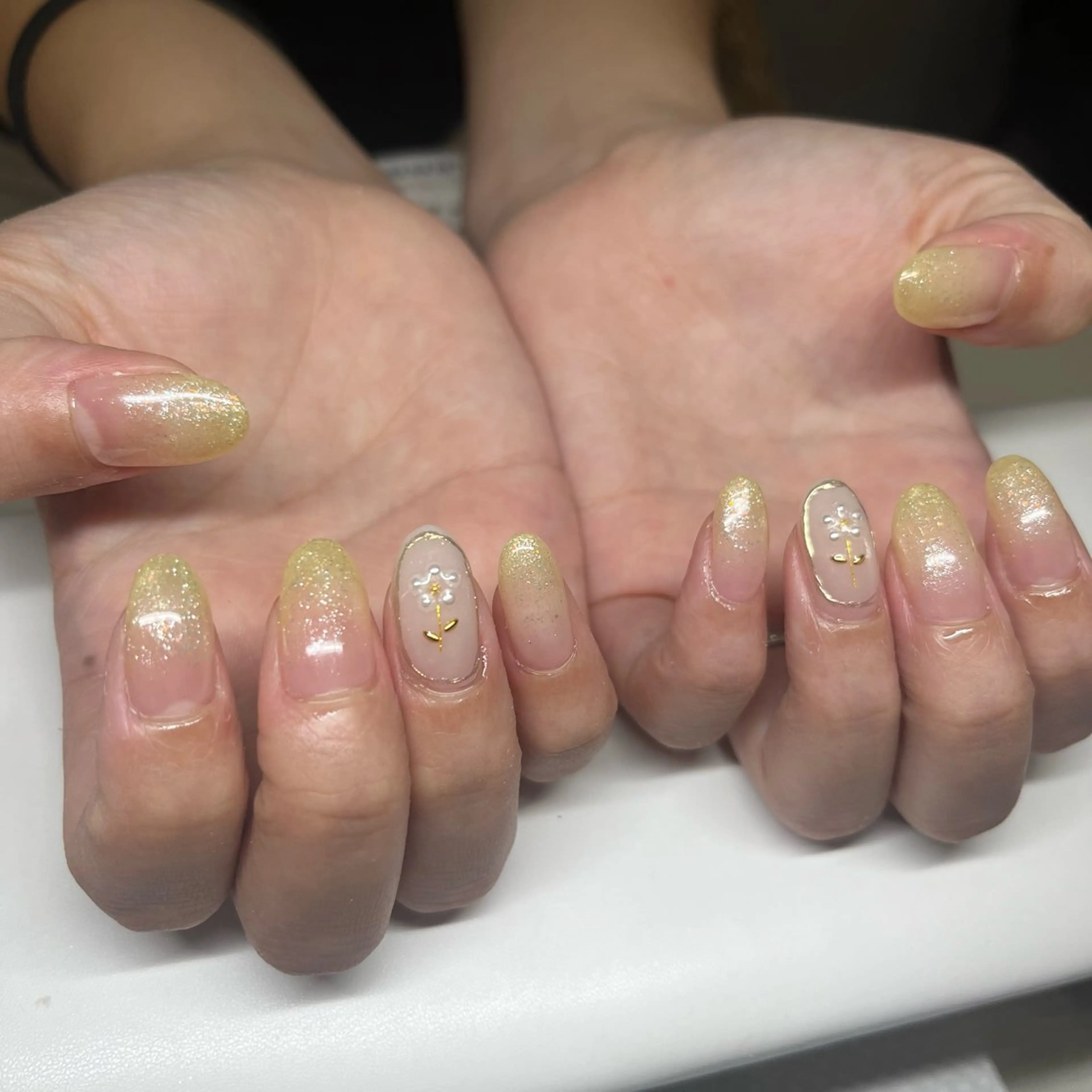 ネイル ハンドネイル arl Nail💅日置友梨のネイルデザイン