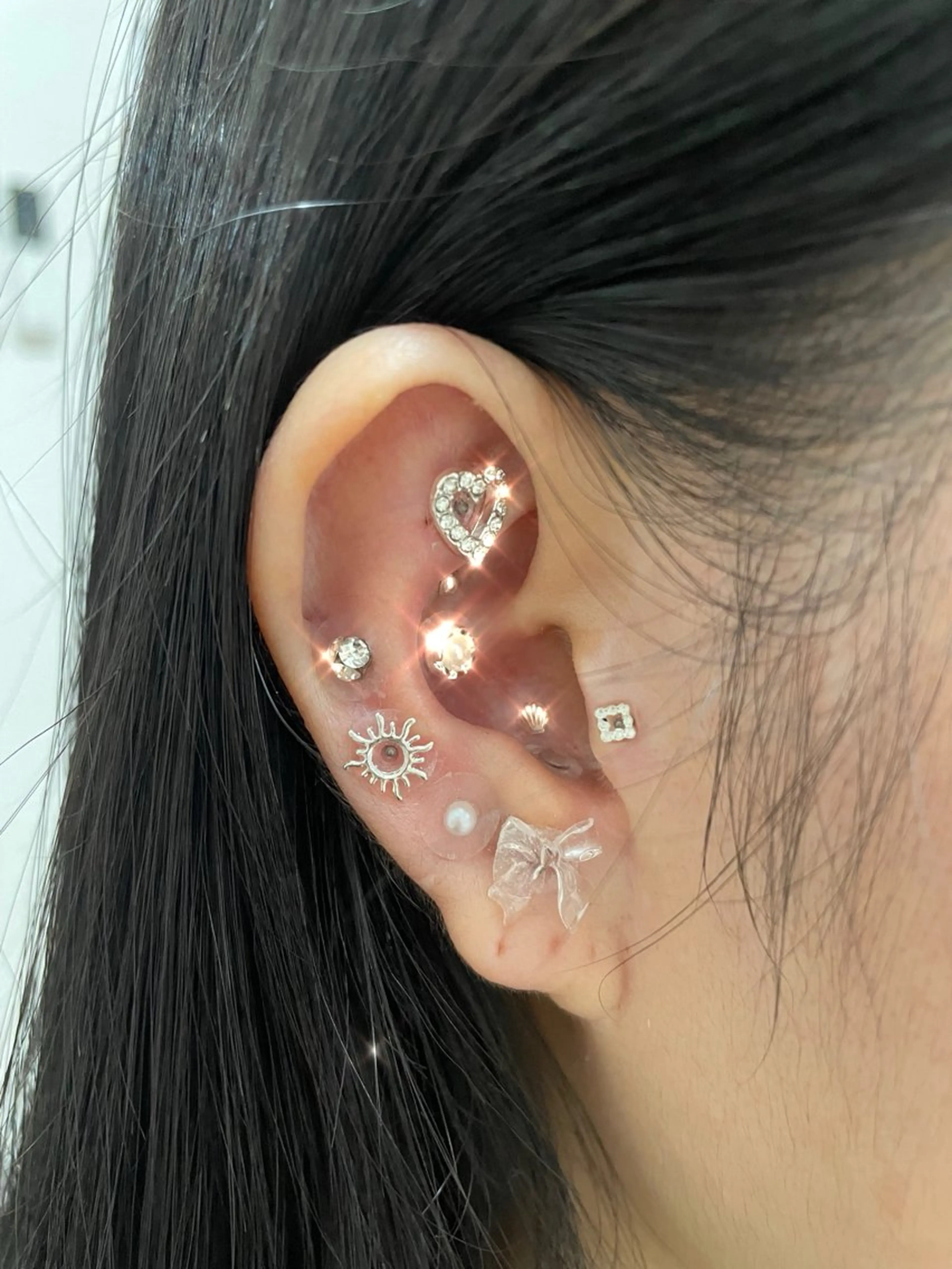 【派手が好きな方🥰】耳ツボジュエリー20粒💎👂💕の写真