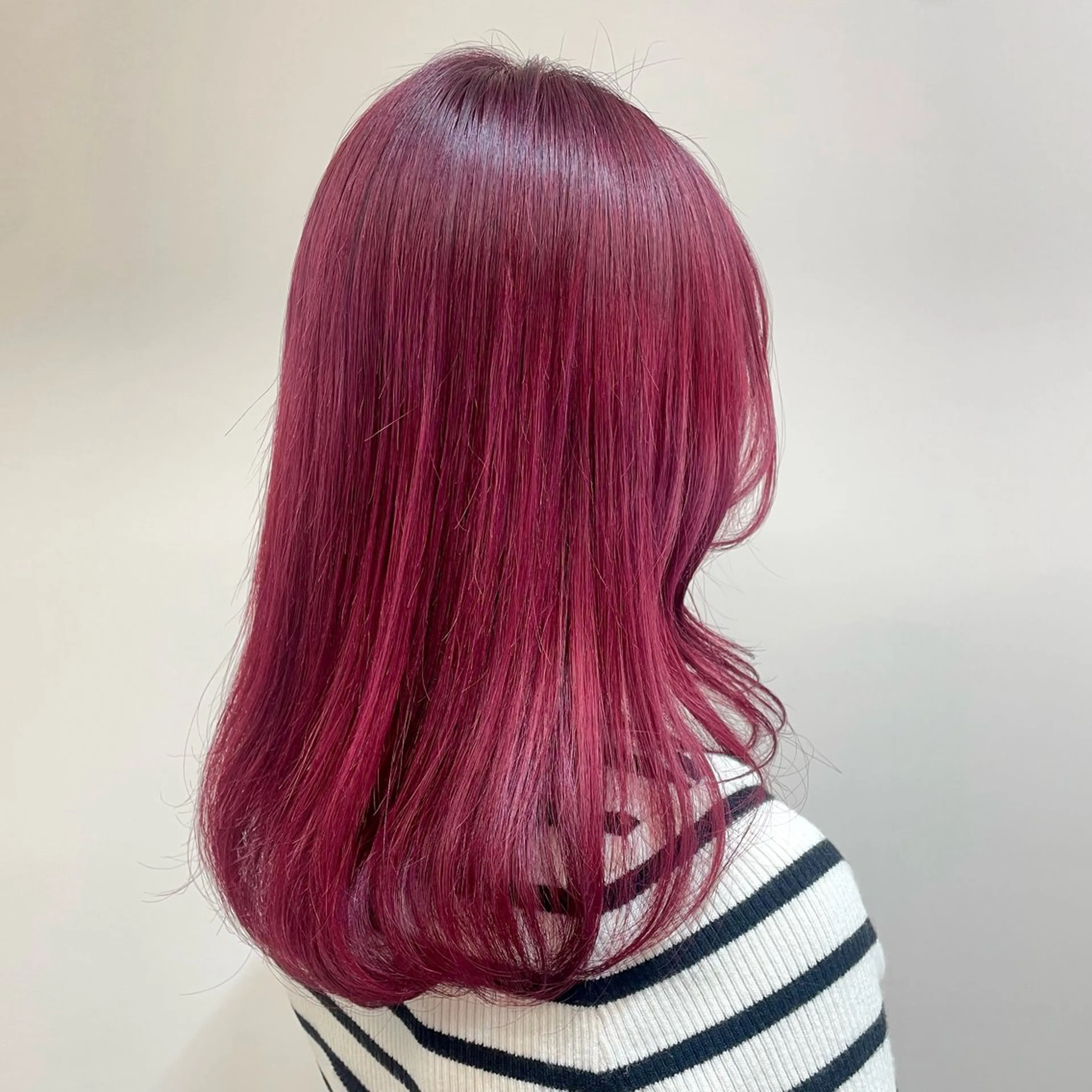 ロング ヘアカラー Riru🍒レイヤー 透明感カラー🍒のヘアスタイル