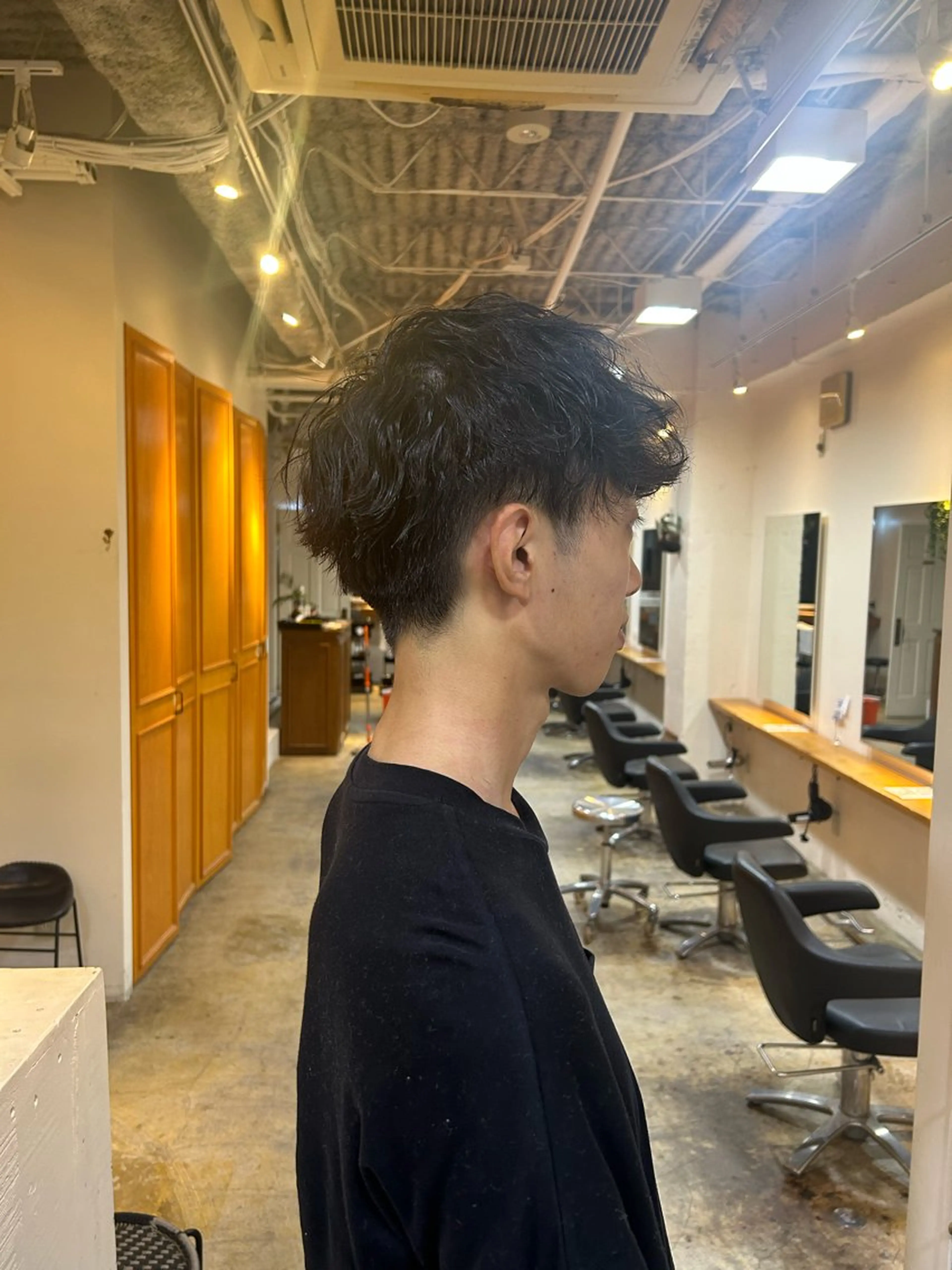 パーマ メンズ カット パーマ ナチュラル大人っぽい スタイル　MAORIのヘアスタイル