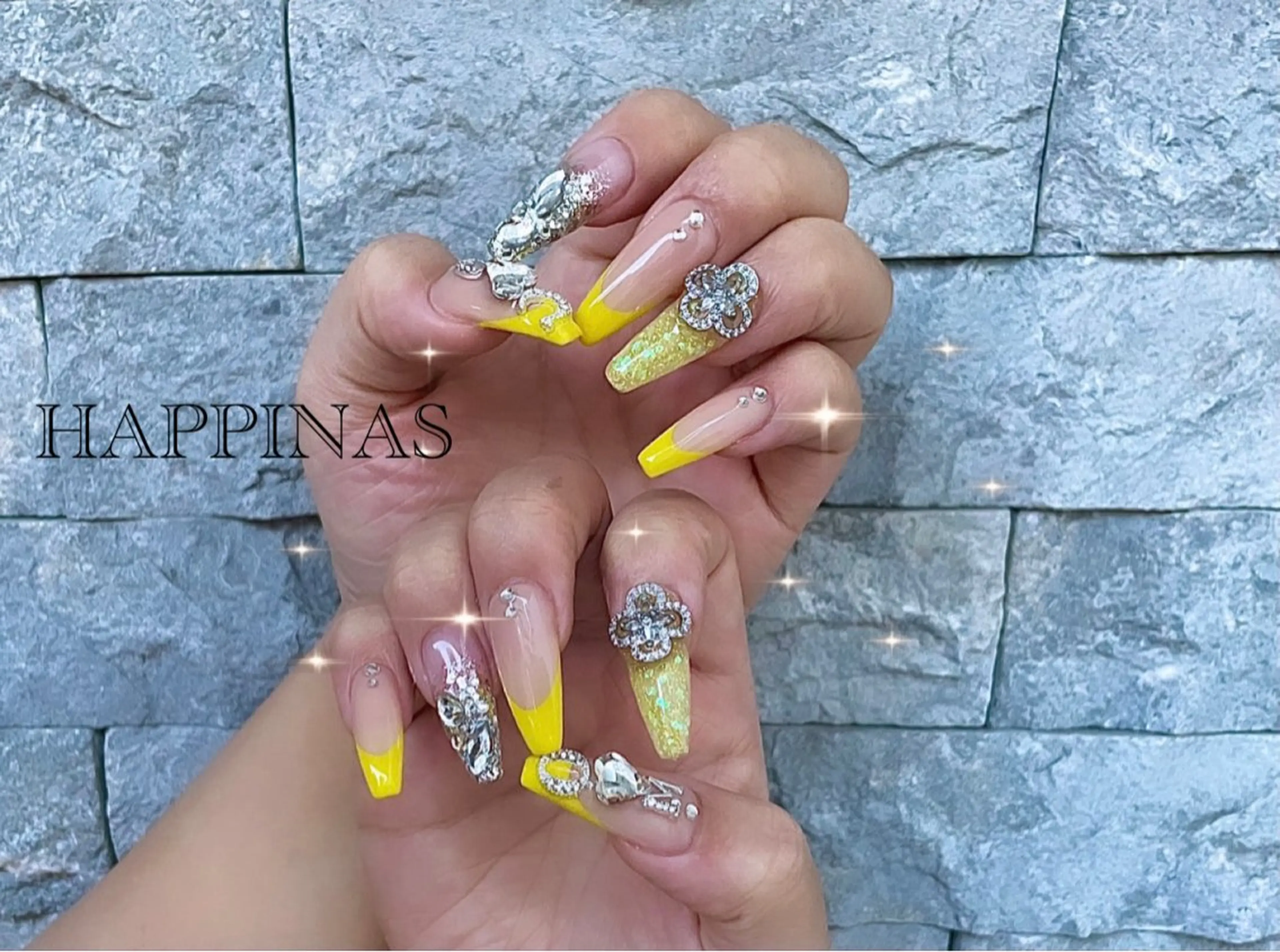 ネイル フレンチネイル グラデーション ロングネイル スカルプネイル 春ネイル ハンドネイル HAPPINAS Jrネイリスト💅のネイルデザイン