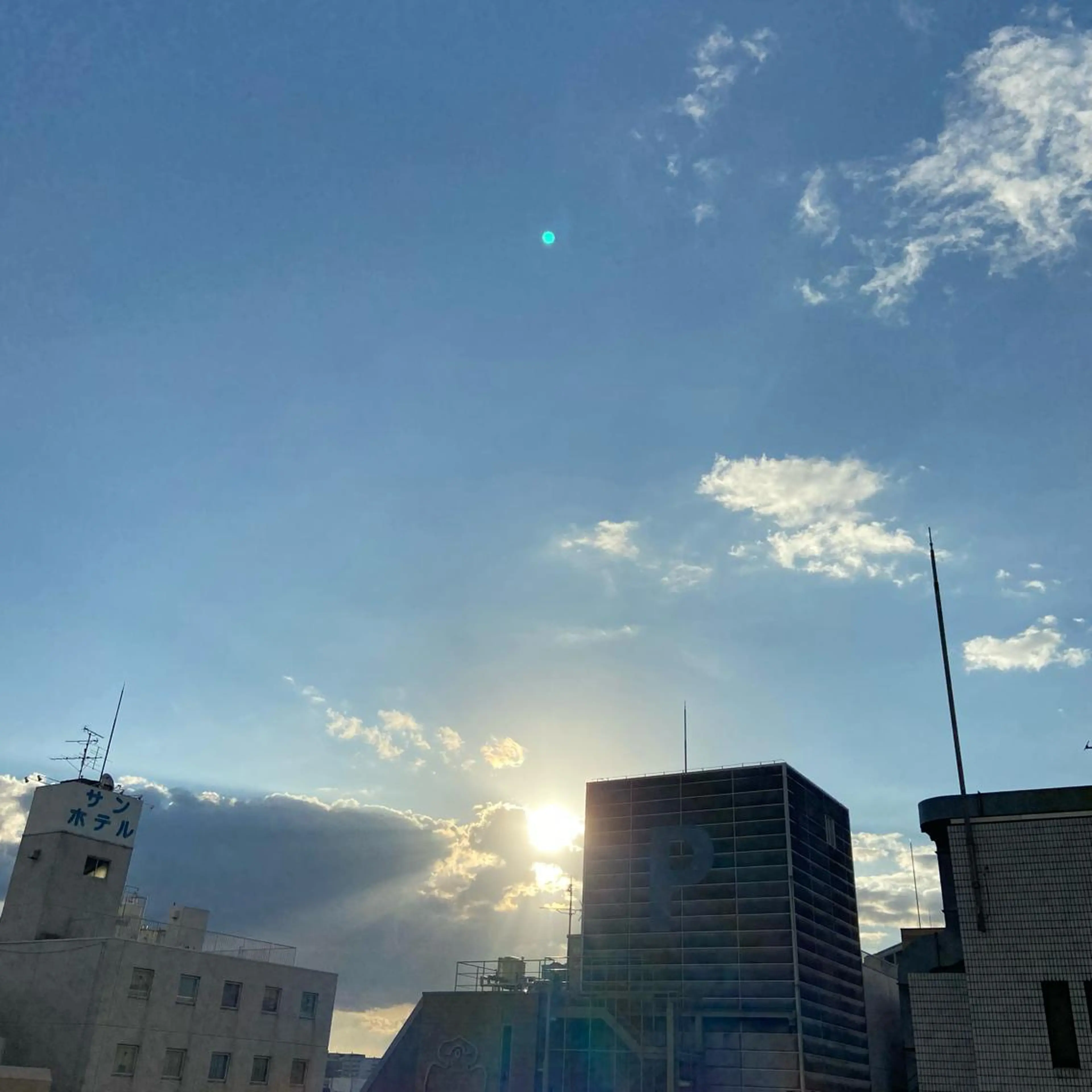 TIDEHAIR SHIHOのヘアスタイル