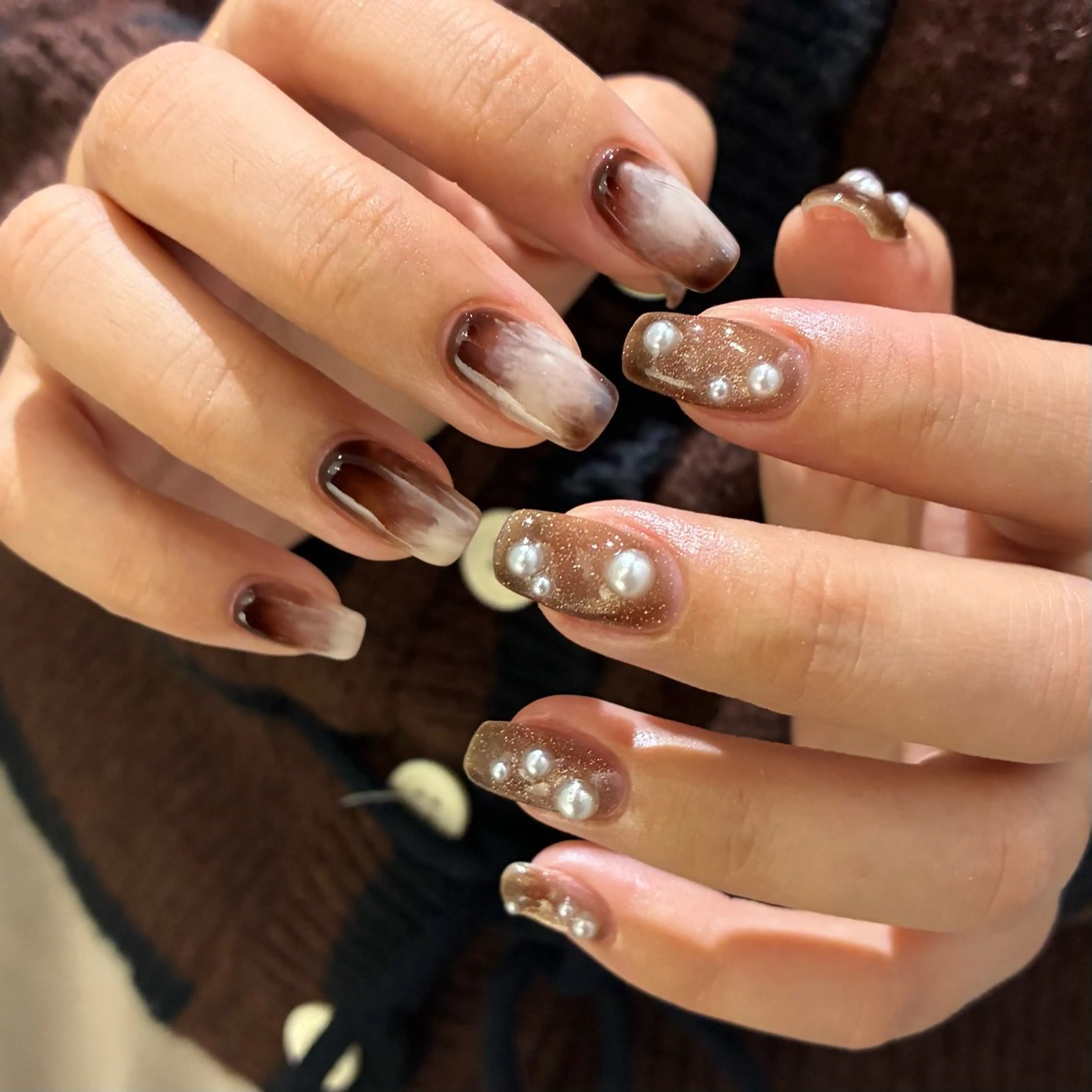 ネイル マグネットネイル ハンドネイル WAVY airiのネイルデザイン