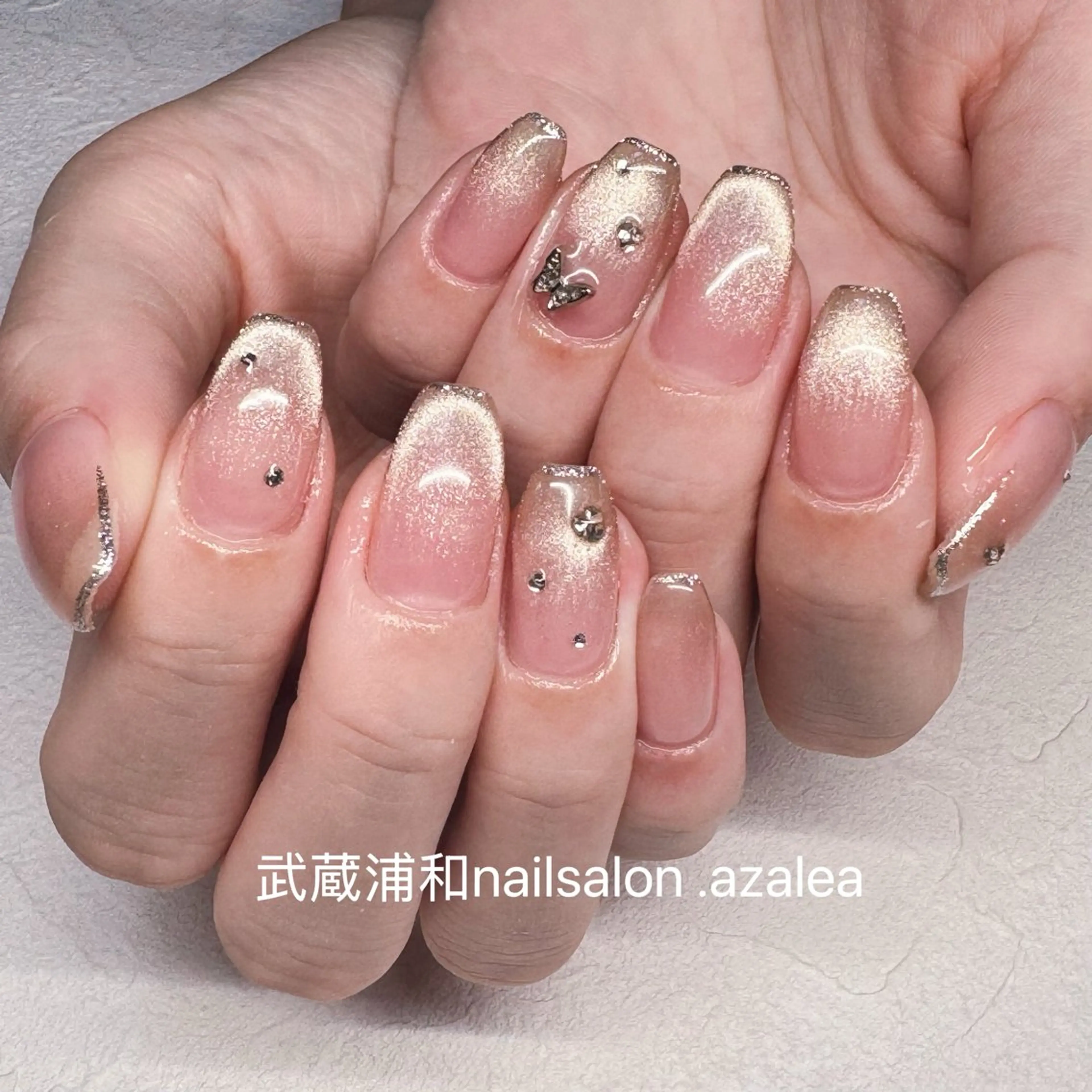 ネイル ハンドネイル R inのネイルデザイン