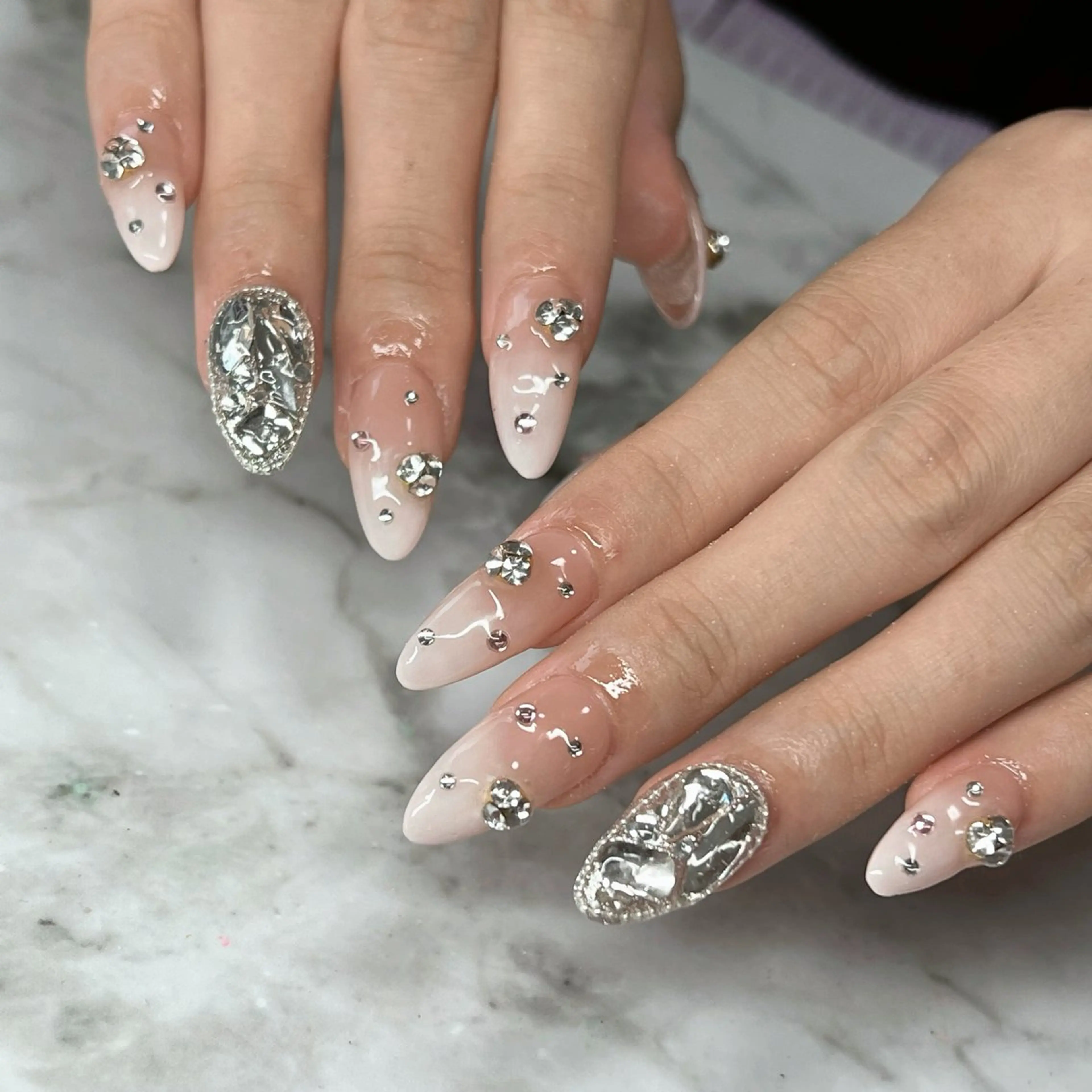 ネイル ハンドネイル Dia Nail AKIのネイルデザイン