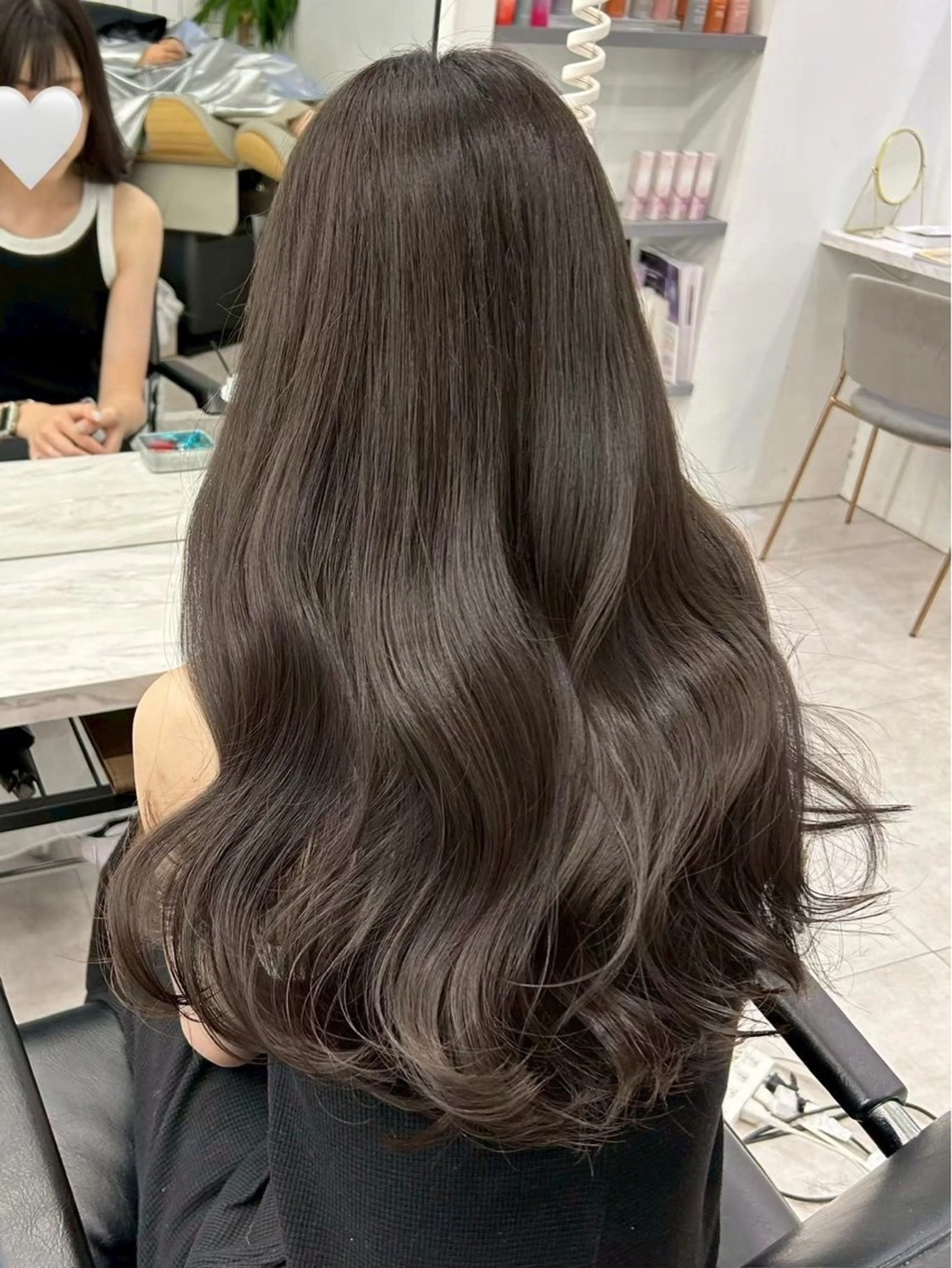 ロング カラー 透明感カラー 顔まわりレイヤー 顔周りカット ハッシュカット 髪質改善 カット ヘアカラー トリートメント 艶髪/モテヘア🎀 MIHOのヘアスタイル