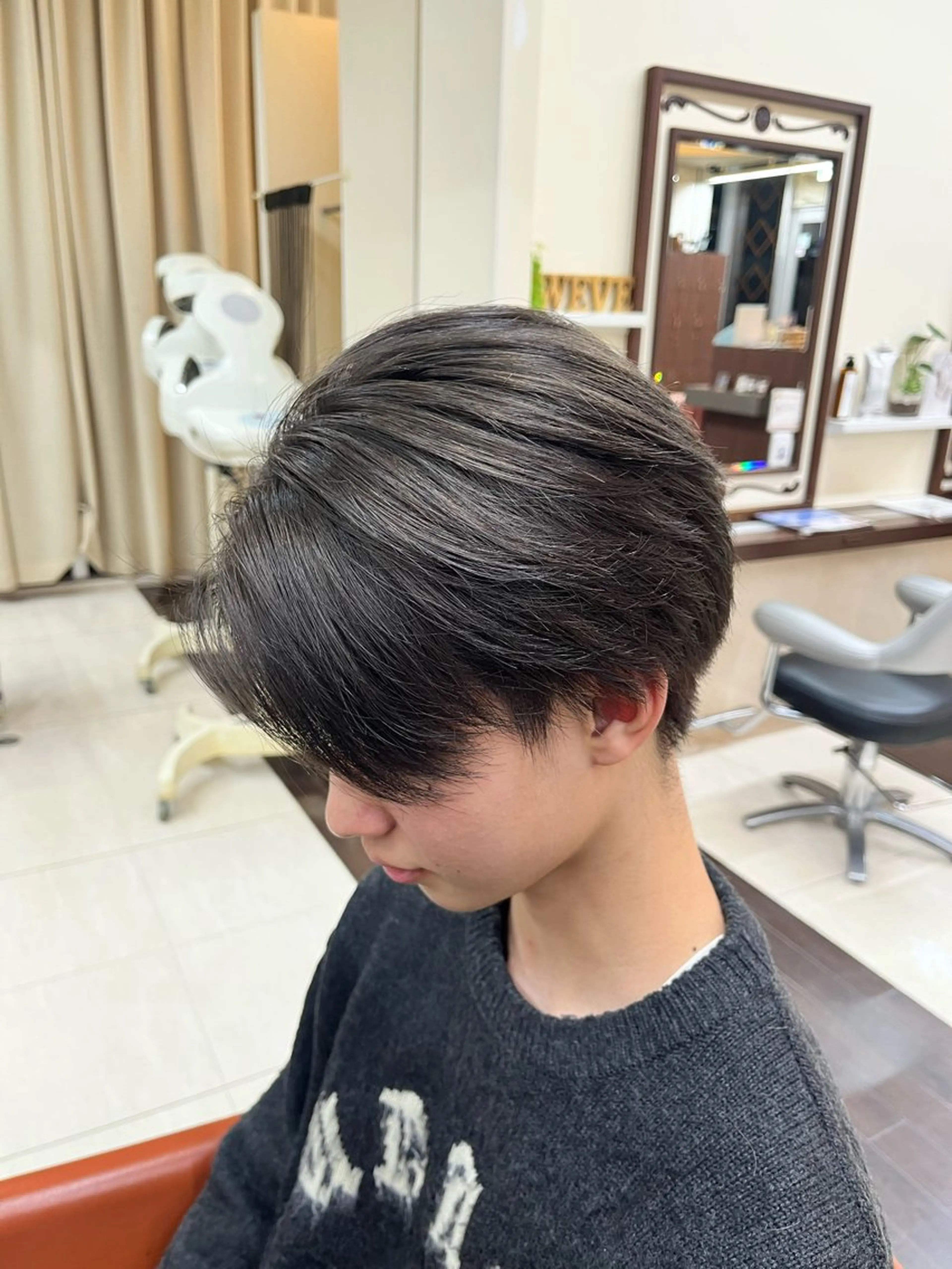 ショート カラー メンズ グレージュ AROH  men's cut&men's perm 船橋店所属・🧊メンズ特化🧊 高木航希のヘアスタイル