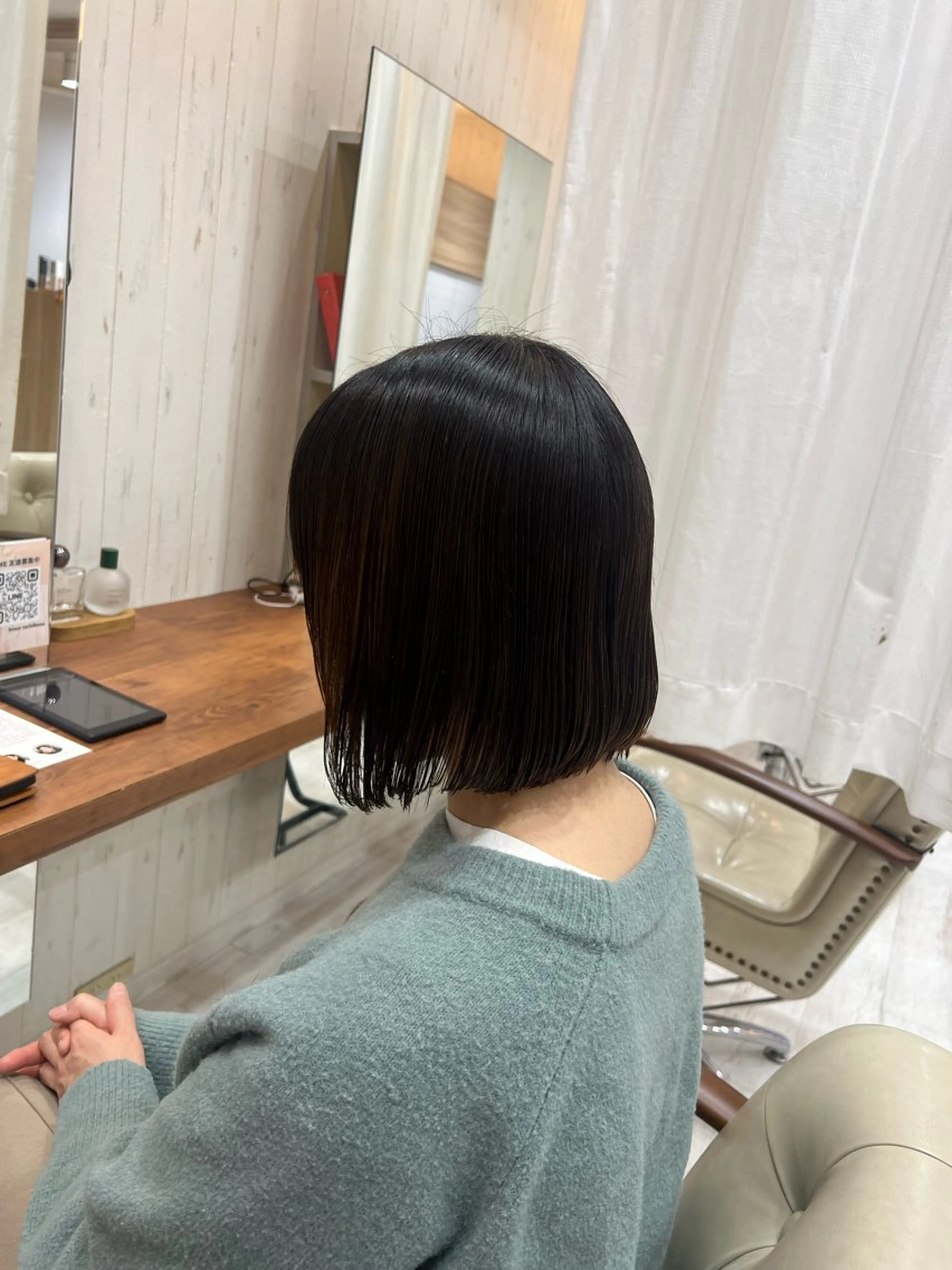 ショート ボブ ハイライト 髪質改善 レイヤーカット ショートヘア hair salon FAN所属・FANスタイリスト Ⓜ️EIのヘアスタイル