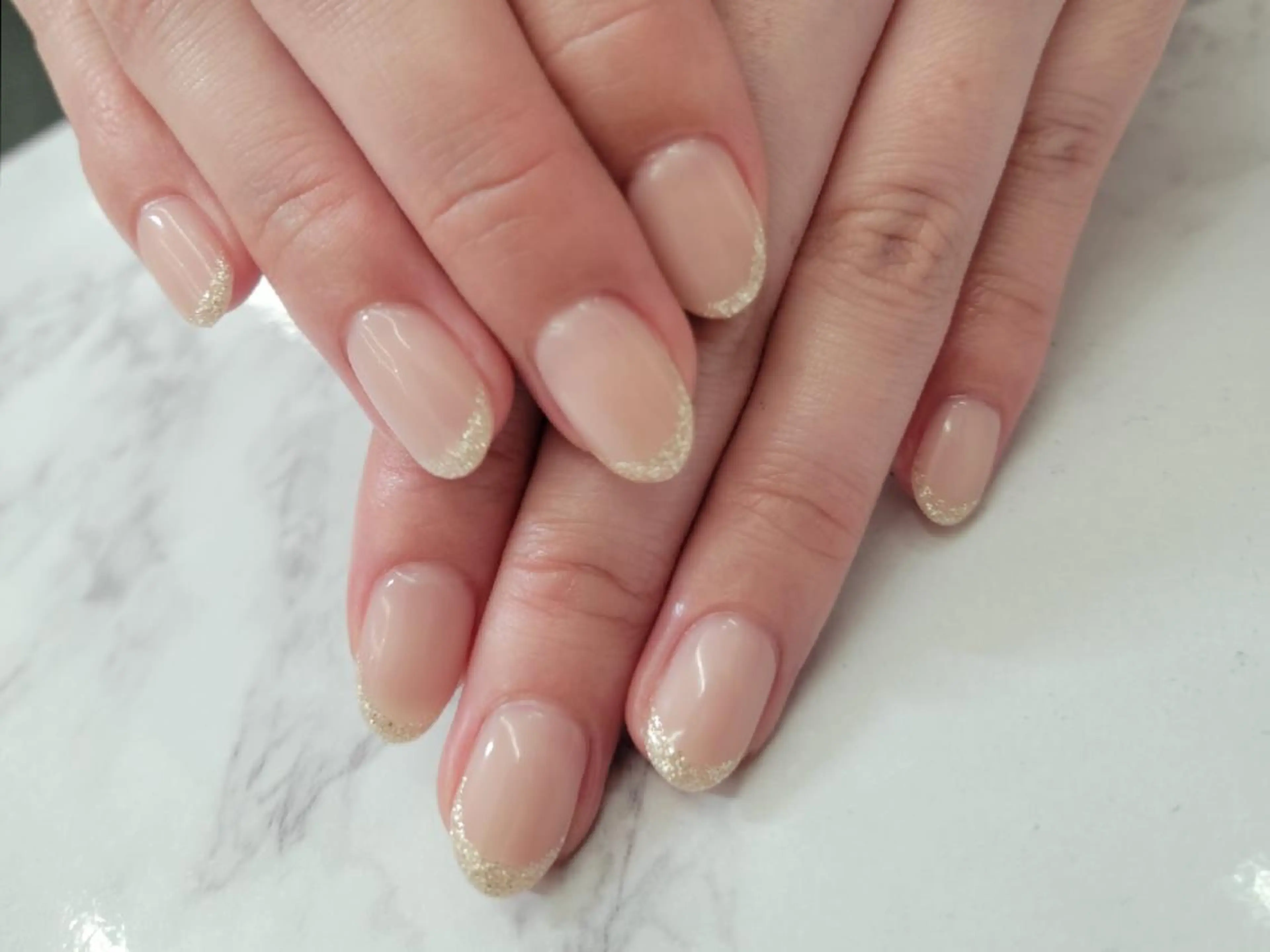 ネイル フレンチネイル ジェルネイル ラメ(グリッター) ワンカラーネイル パラジェル WHITELY みどりのネイルデザイン