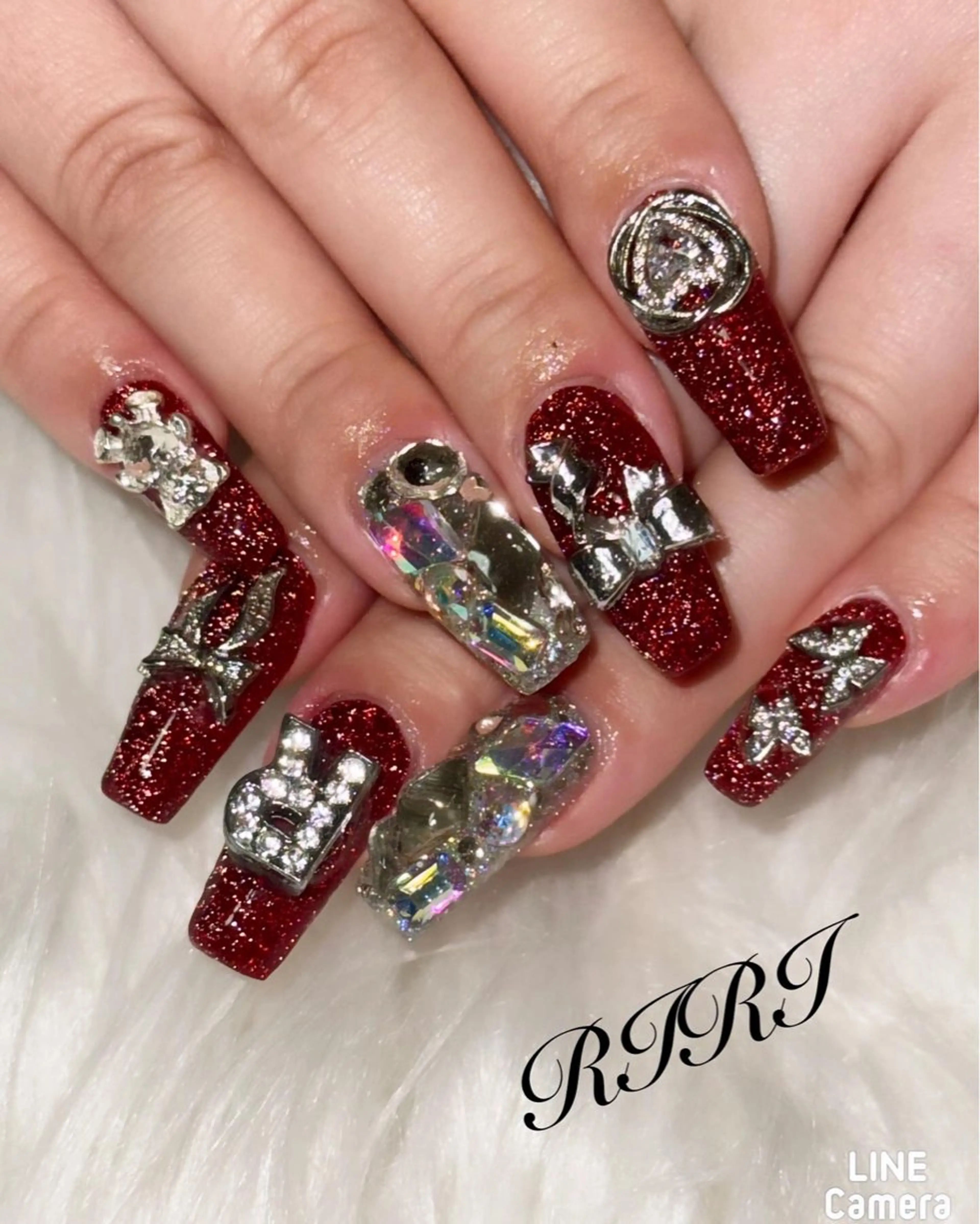 ネイル 入学式 フラッシュネイル ジェルネイル キラキラネイル 韓国ネイル ハンドネイル riri オーナーのネイルデザイン