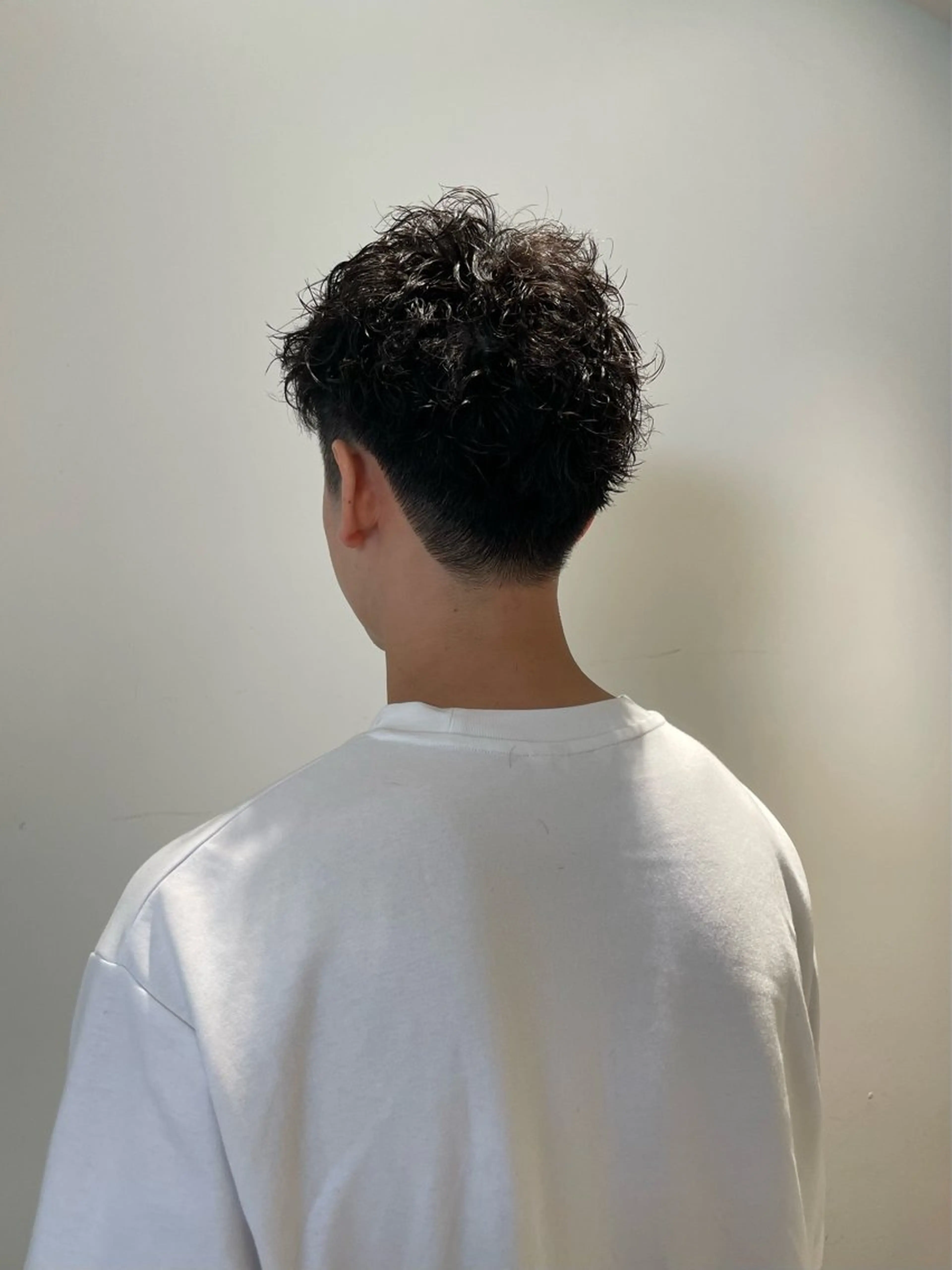 メンズ カット パーマ RIN⌇ メンズ⌇ 艶カラー🌙のヘアスタイル